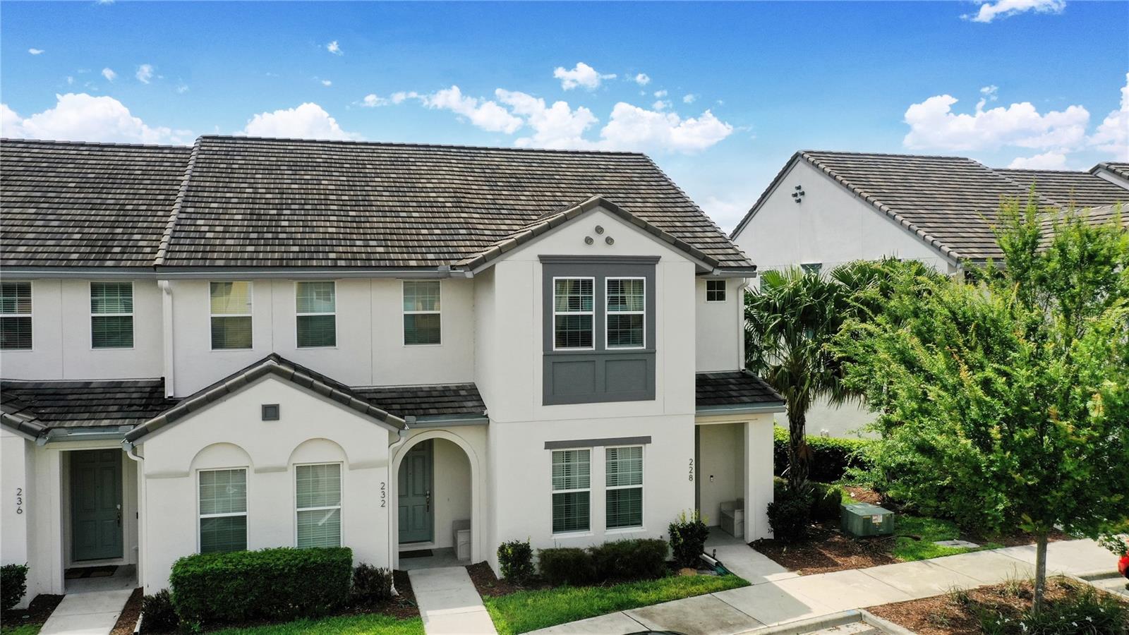 228 CAPTIVA DR, DAVENPORT, FL