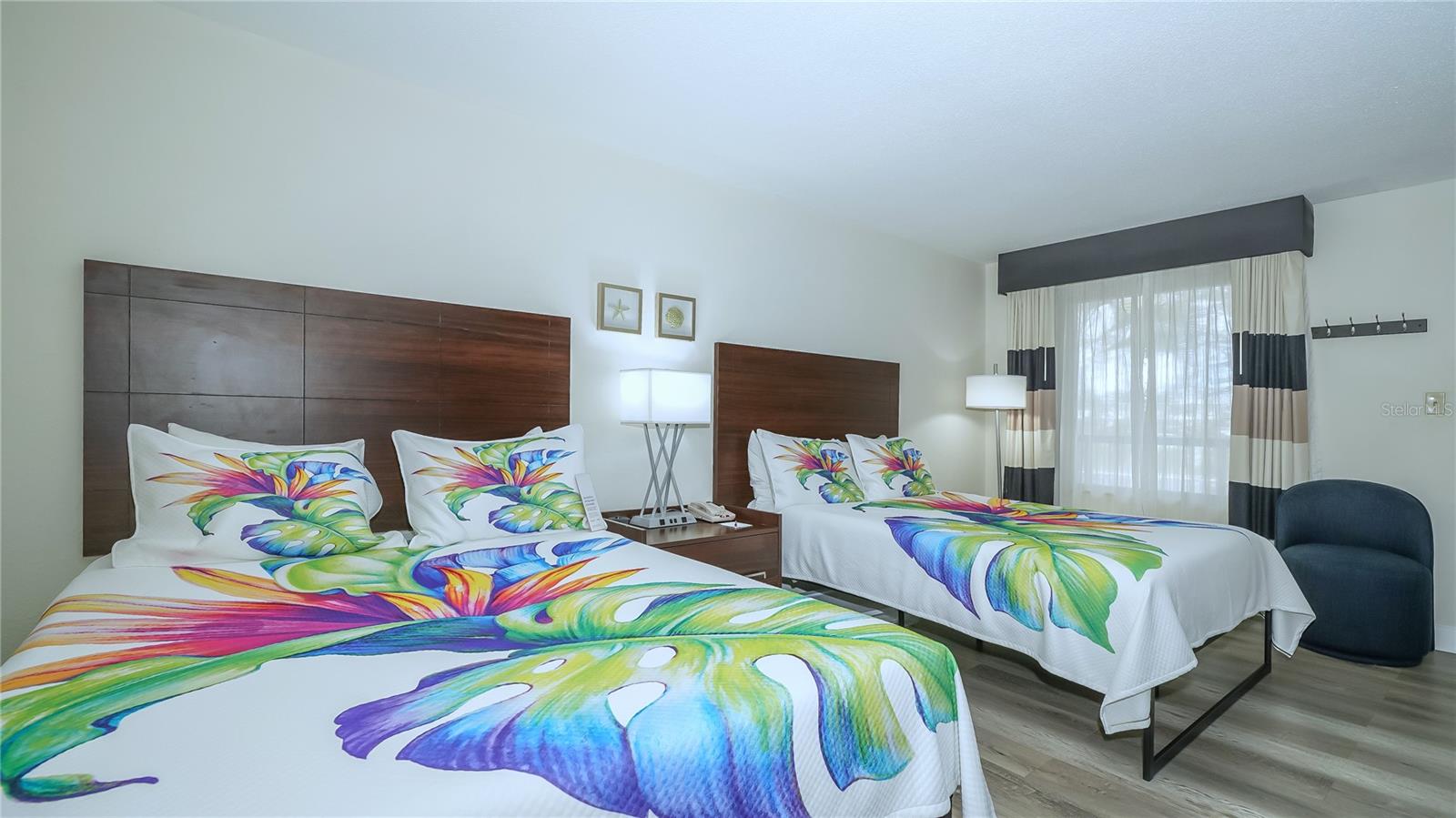 7150 N TAMIAMI TRL #S-600, SARASOTA, FL — photo 2