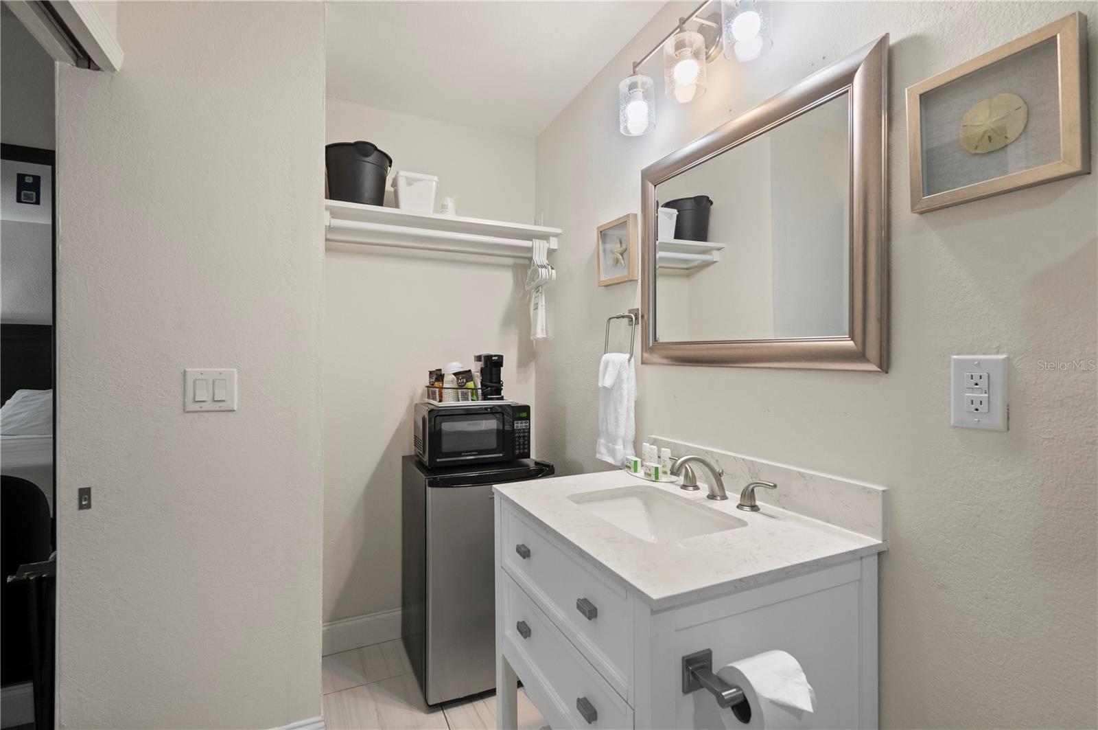 7150 N TAMIAMI TRL #S-600, SARASOTA, FL — photo 18