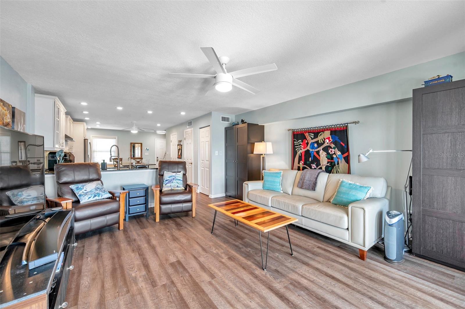 4768 COQUINA KEY DR SE, ST PETERSBURG, FL — photo 23