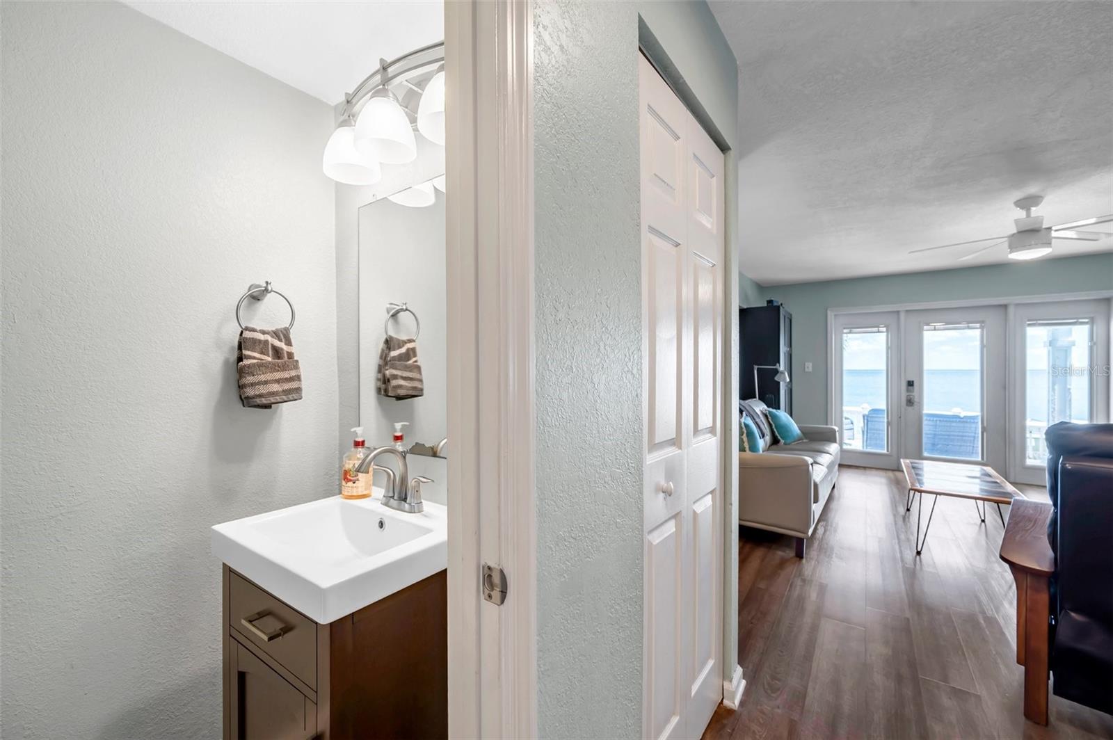4768 COQUINA KEY DR SE, ST PETERSBURG, FL — photo 27