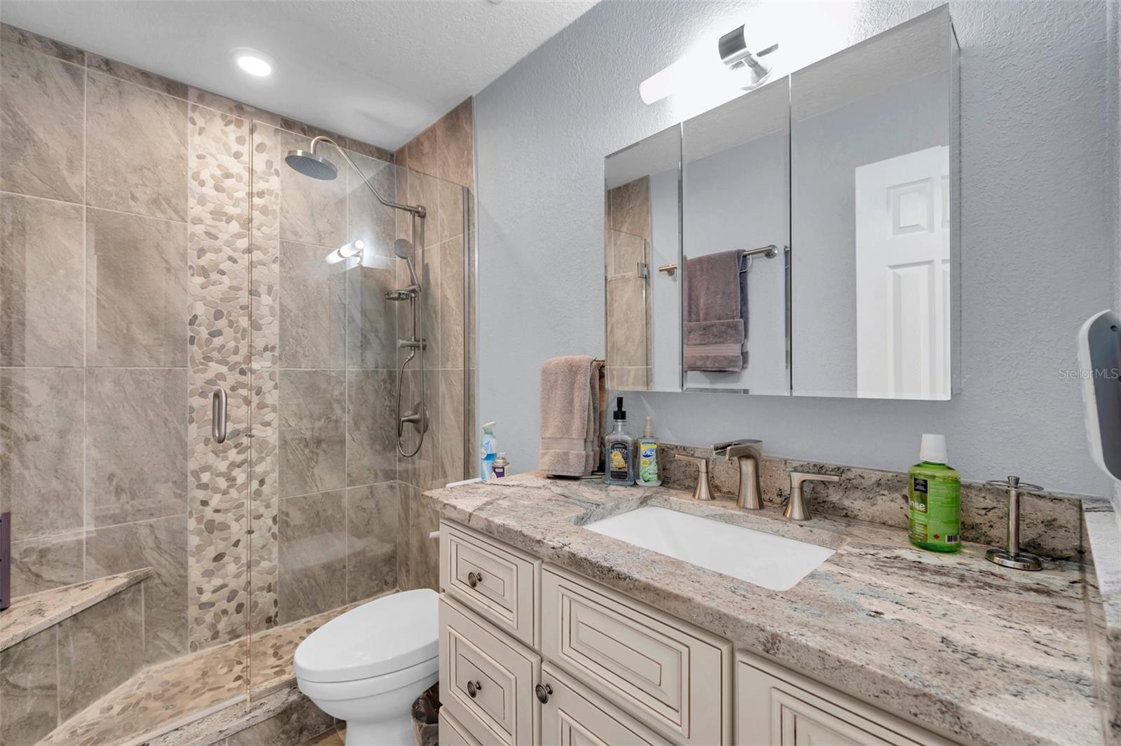 4768 COQUINA KEY DR SE, ST PETERSBURG, FL — photo 56
