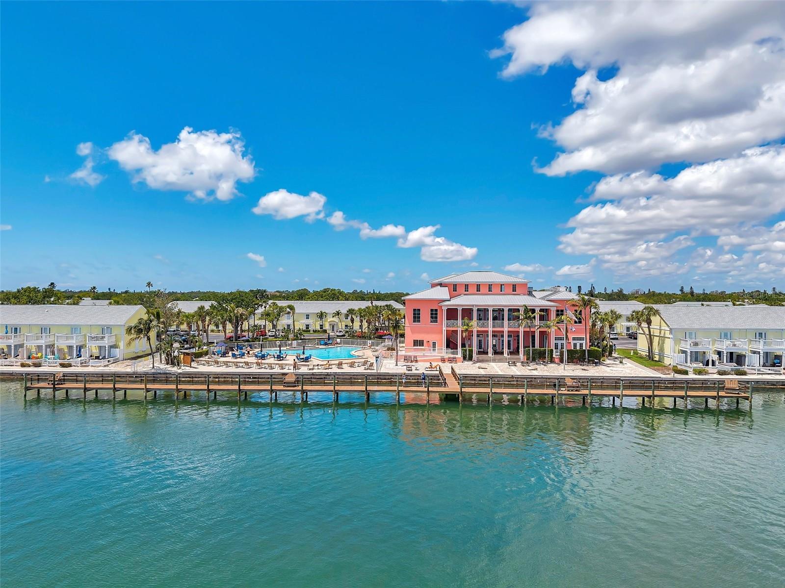 4768 COQUINA KEY DR SE, ST PETERSBURG, FL — photo 82