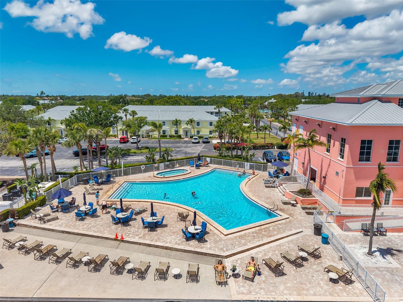 4768 COQUINA KEY DR SE, ST PETERSBURG, FL — photo 98