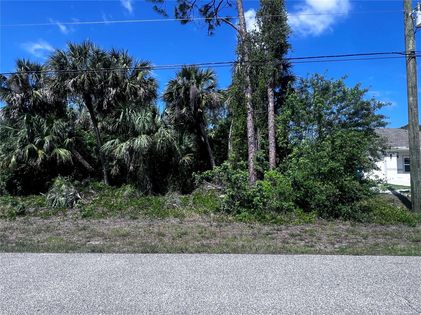 449 FLAMINGO BLVD, PORT CHARLOTTE, FL — photo 2