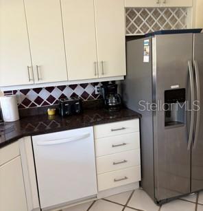8974 GREY OAKS AVE, SARASOTA, FL — photo 2