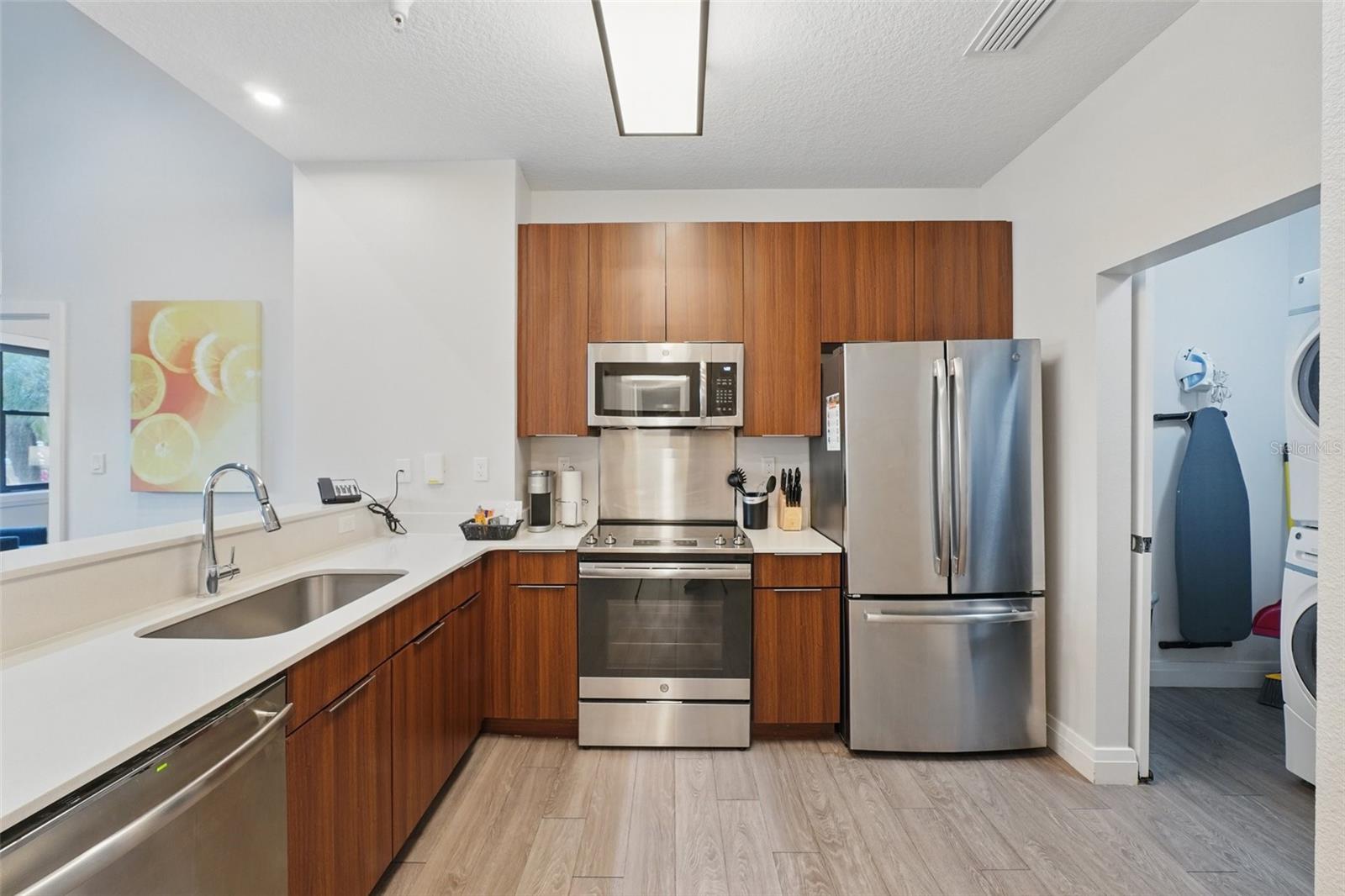 14501 GROVE RESORT AVE #2103, WINTER GARDEN, FL — photo 4