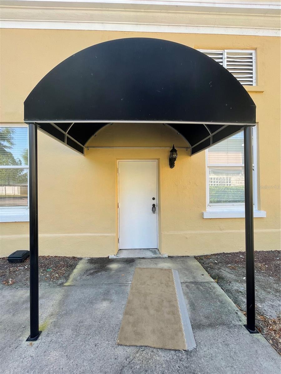 220 W MAIN ST, TAVARES, FL — photo 47