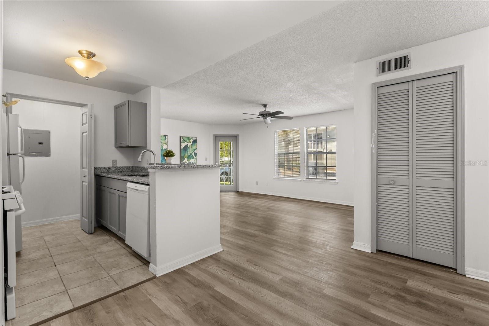 6178 WESTGATE DR #101, ORLANDO, FL — photo 3