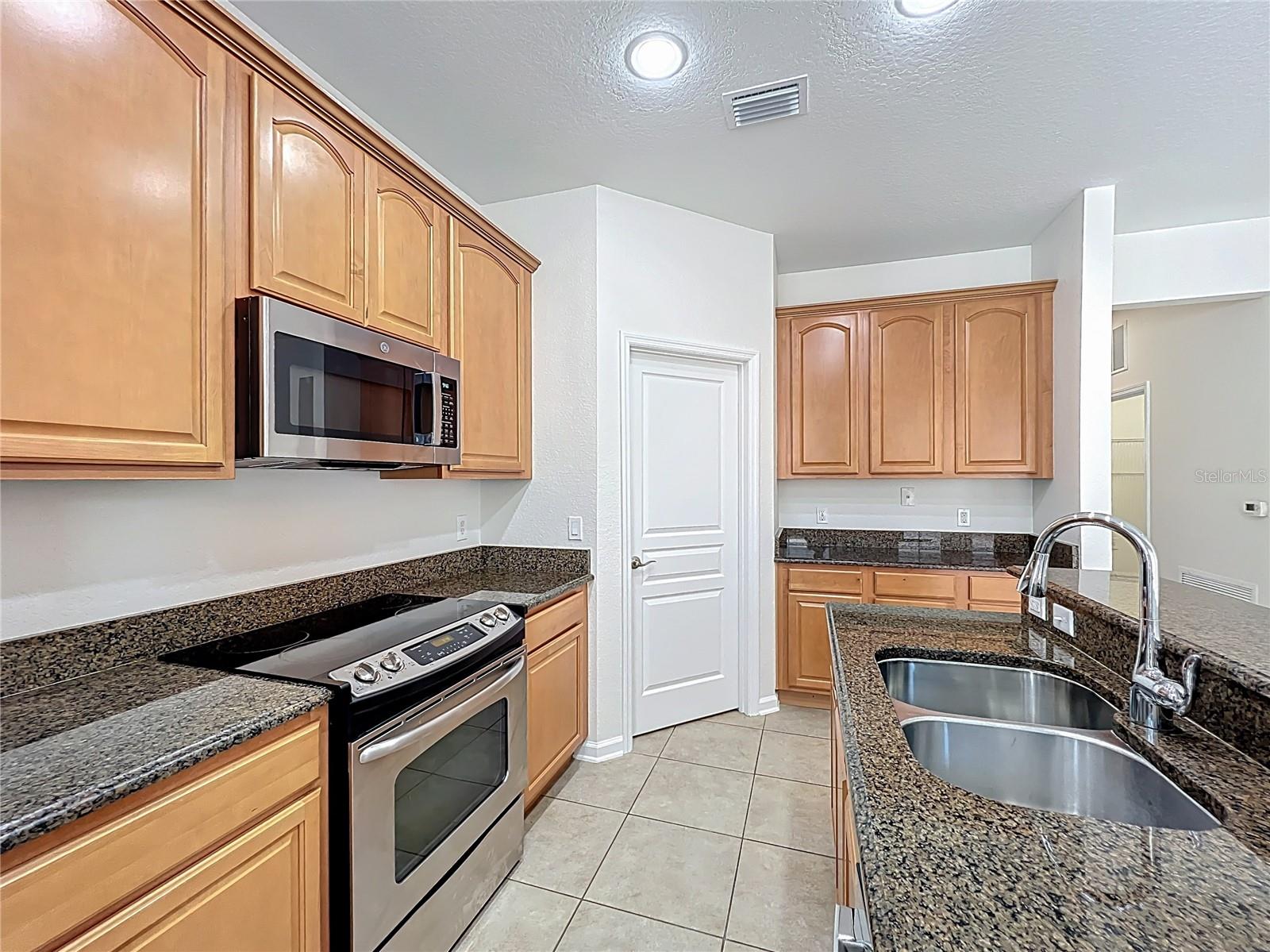 12930 VENNETTA WAY, WINDERMERE, FL — photo 9