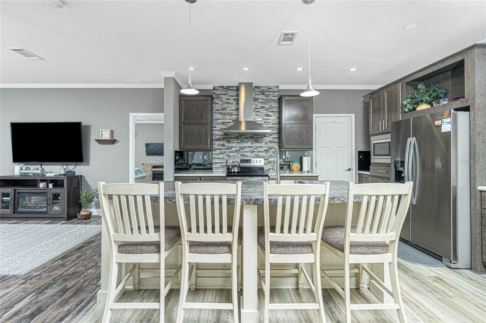 1431 SANDERLING DR, ENGLEWOOD, FL — photo 4