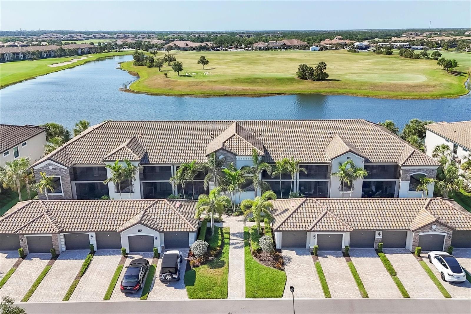 5624 PALMER CIR #105, BRADENTON, FL