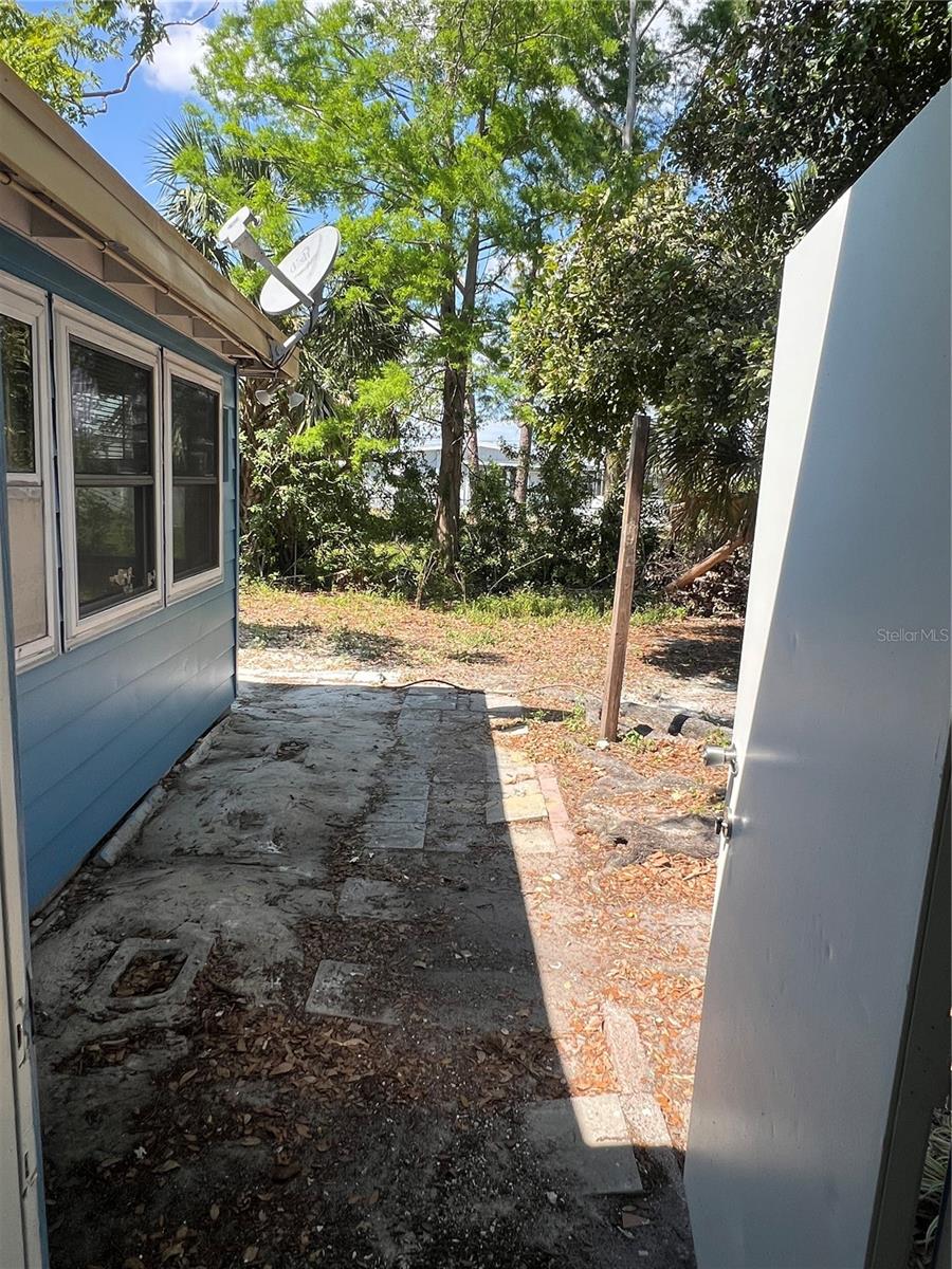 21274 COULTON AVE, PORT CHARLOTTE, FL — photo 14