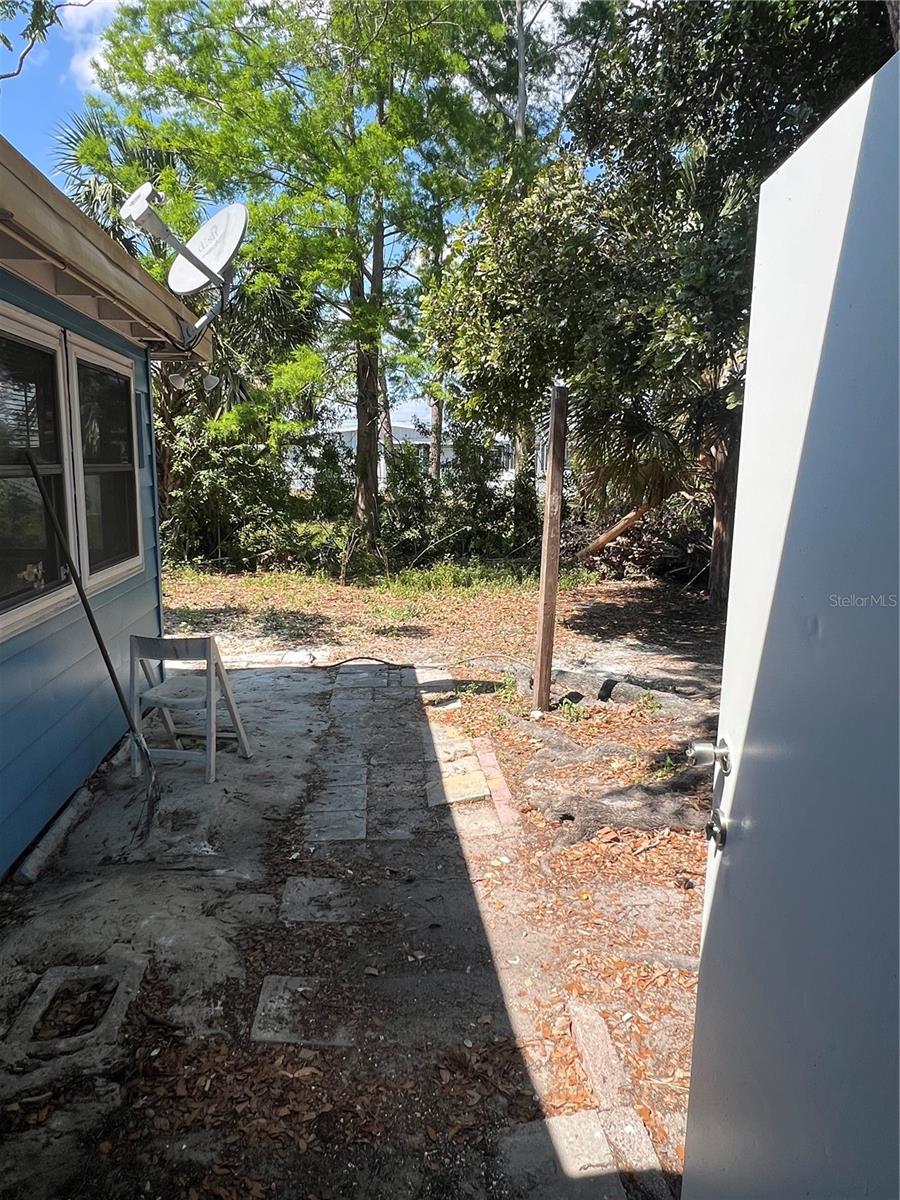 21274 COULTON AVE, PORT CHARLOTTE, FL — photo 15