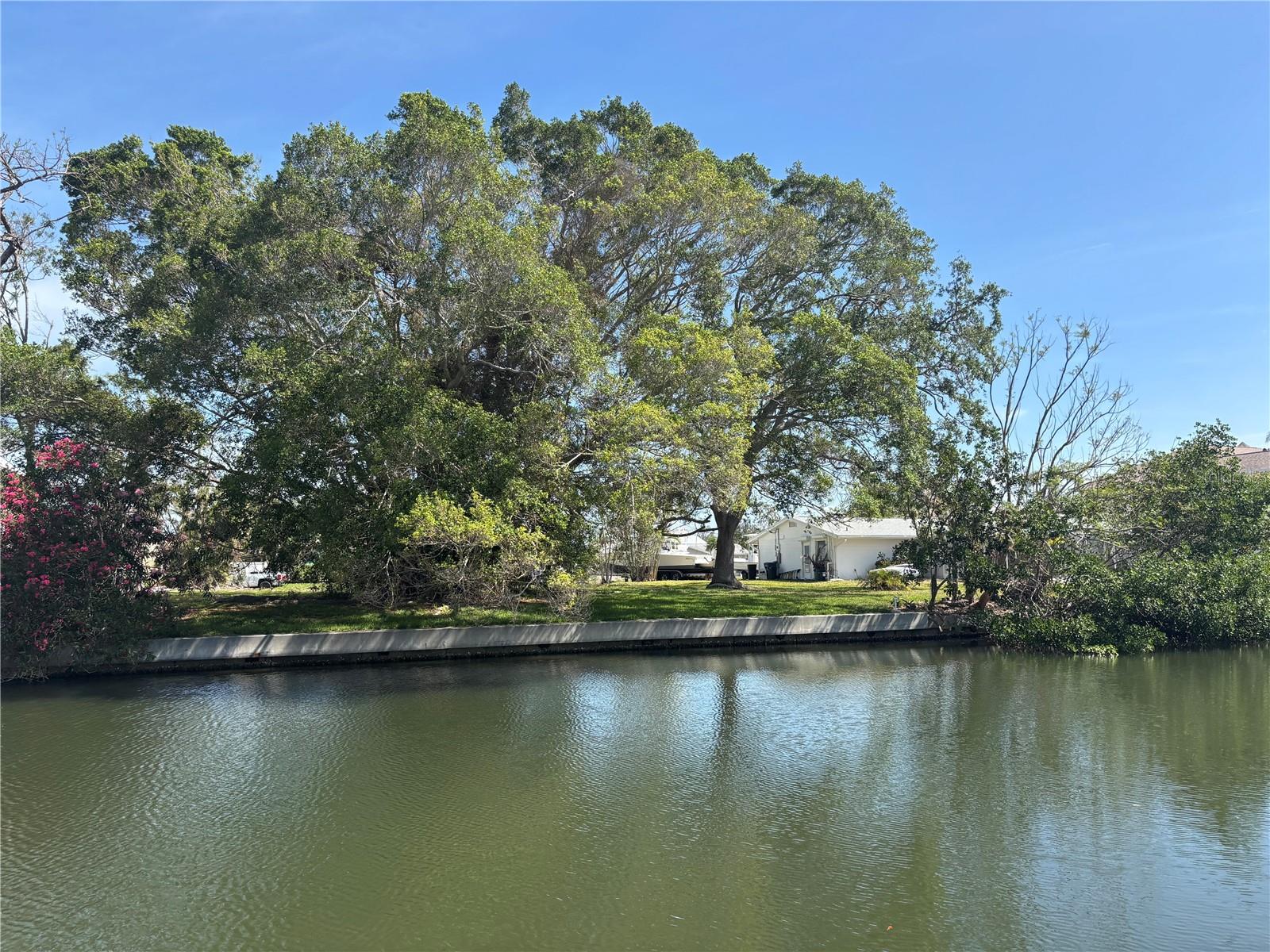 4417 DOLPHIN LN, PALMETTO, FL