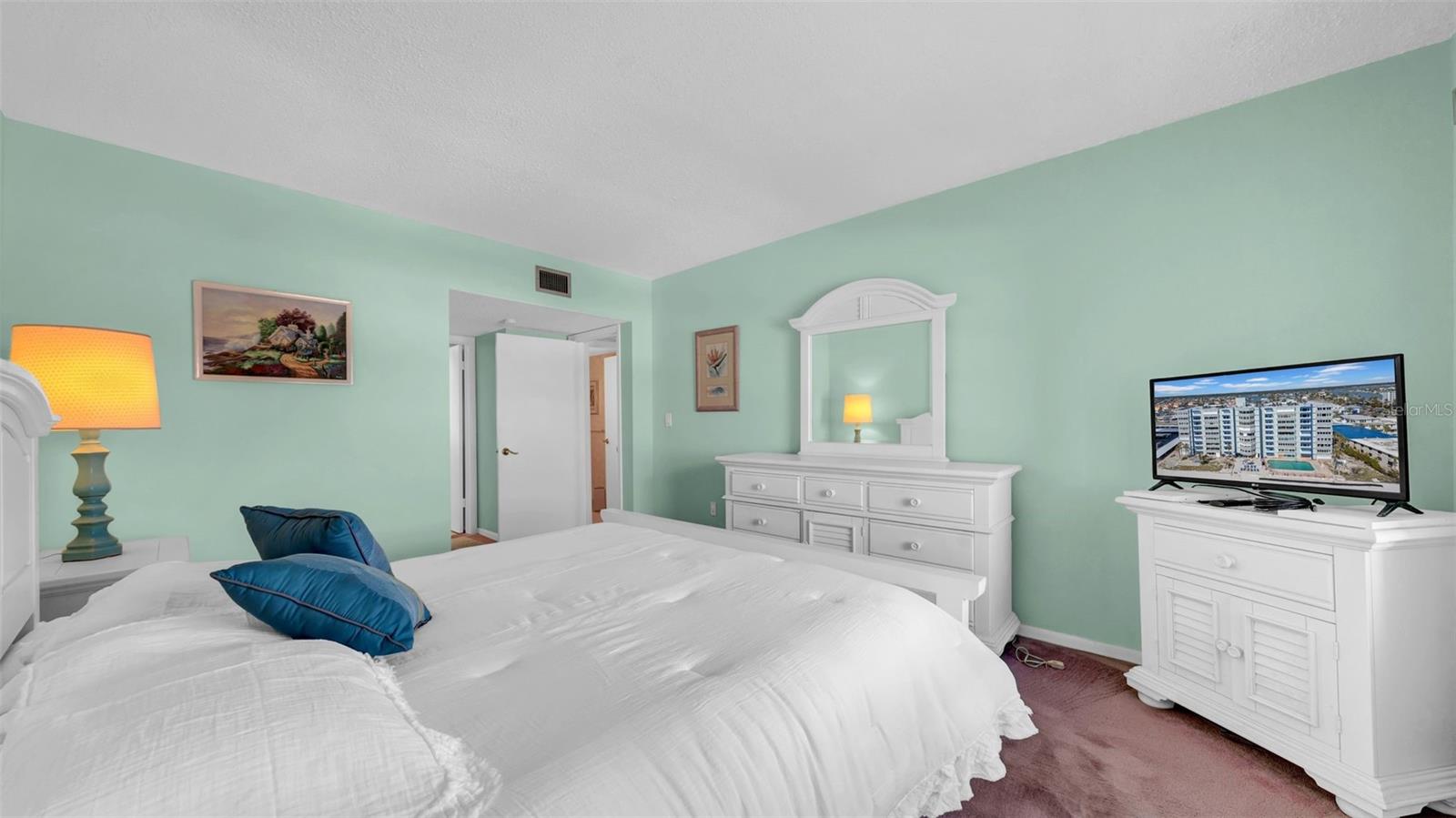 17400 GULF BLVD #I4, NORTH REDINGTON BEACH, FL — photo 52