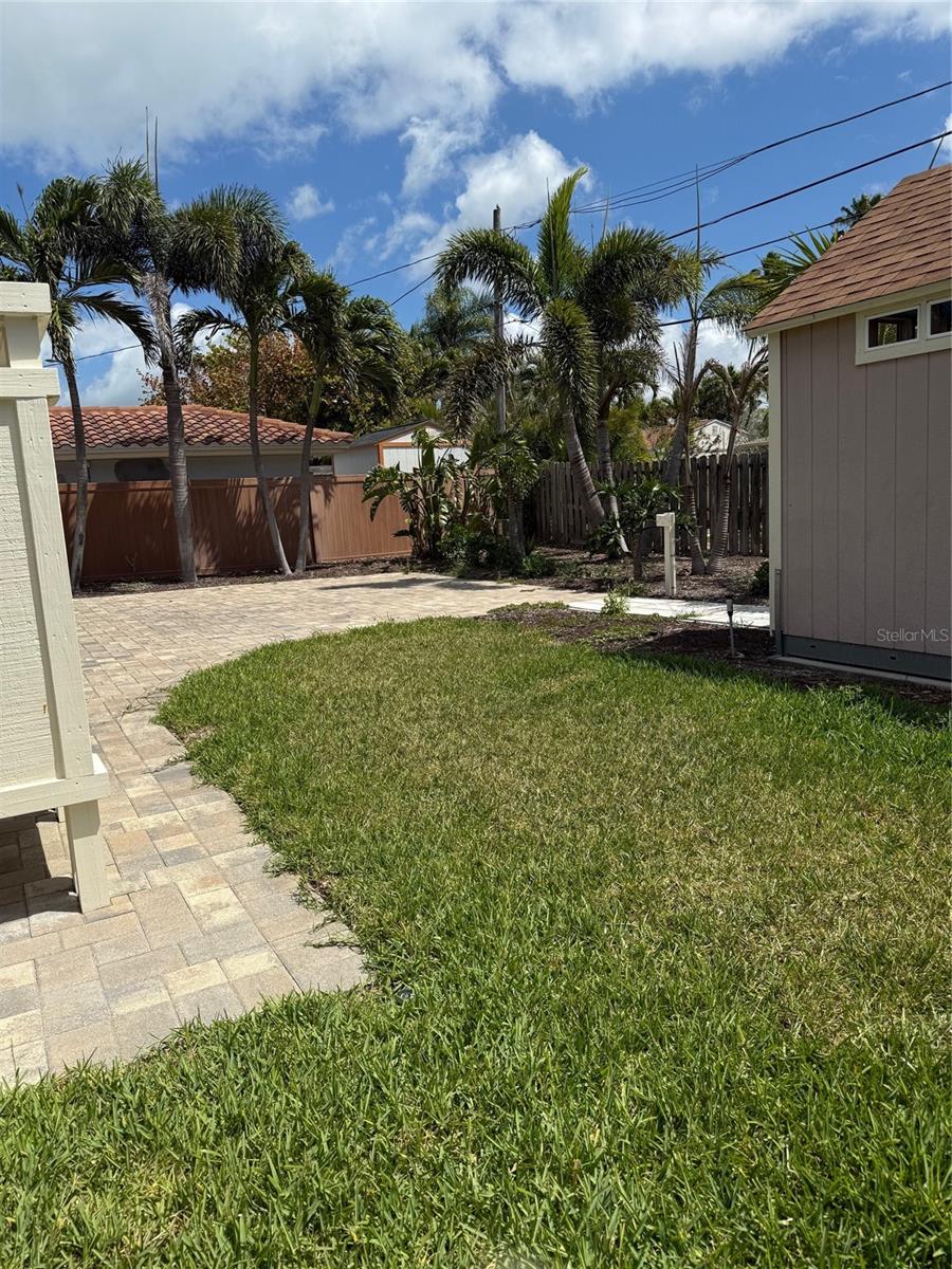 833 LANTANA AVE, CLEARWATER BEACH, FL — photo 10