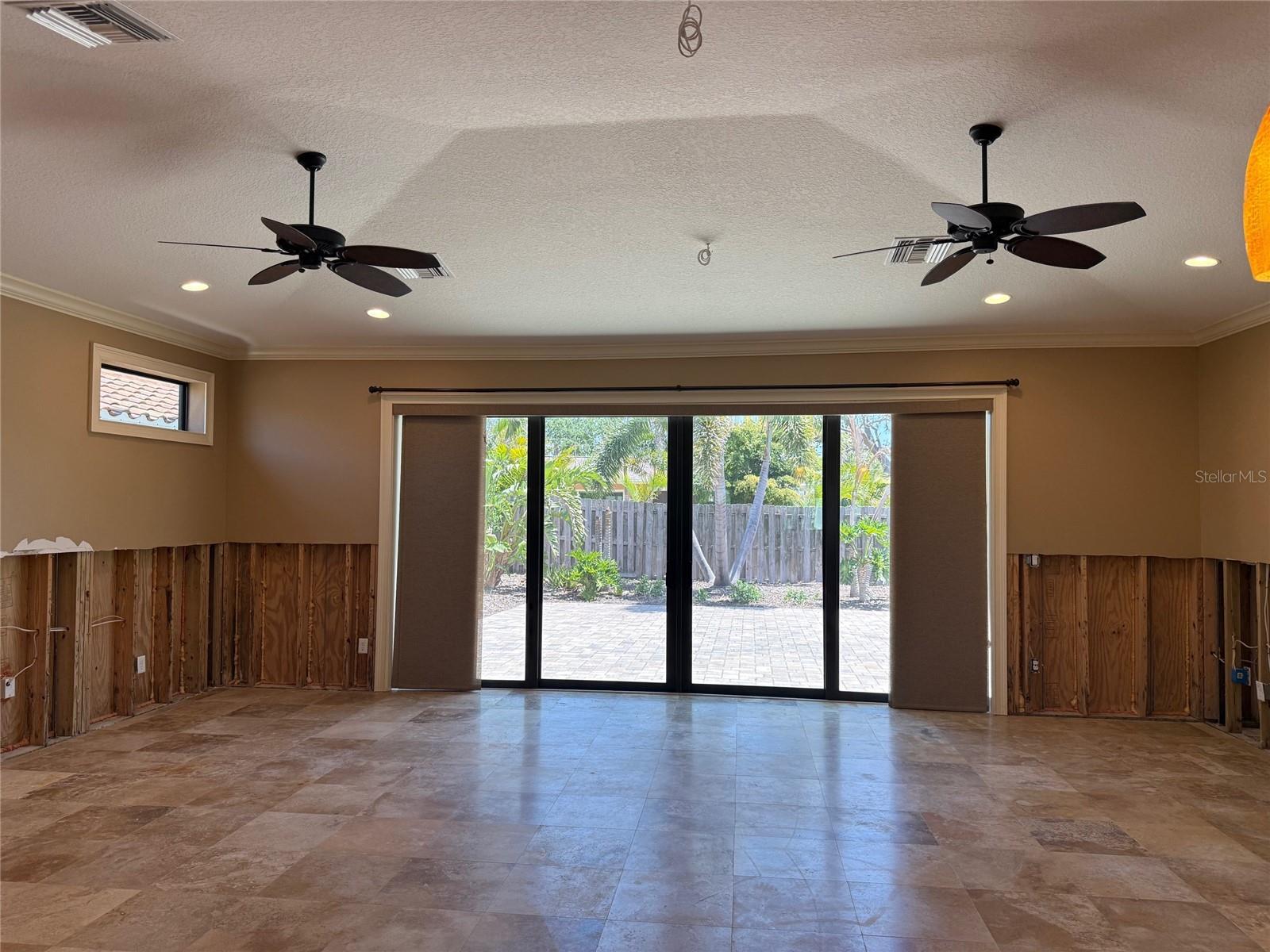 833 LANTANA AVE, CLEARWATER BEACH, FL — photo 21