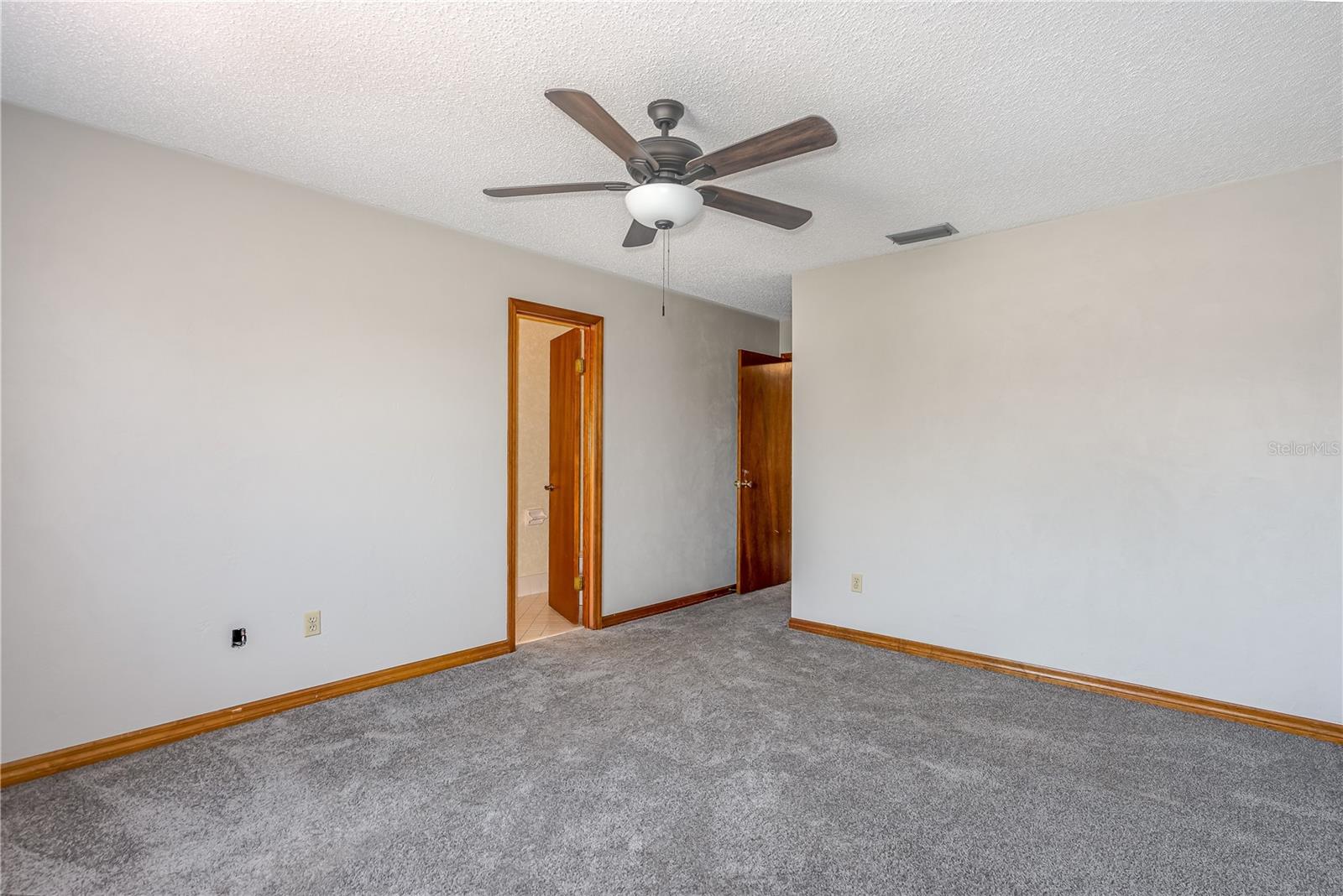 200 FLORIDA SHORES BLVD, DAYTONA BEACH, FL — photo 35