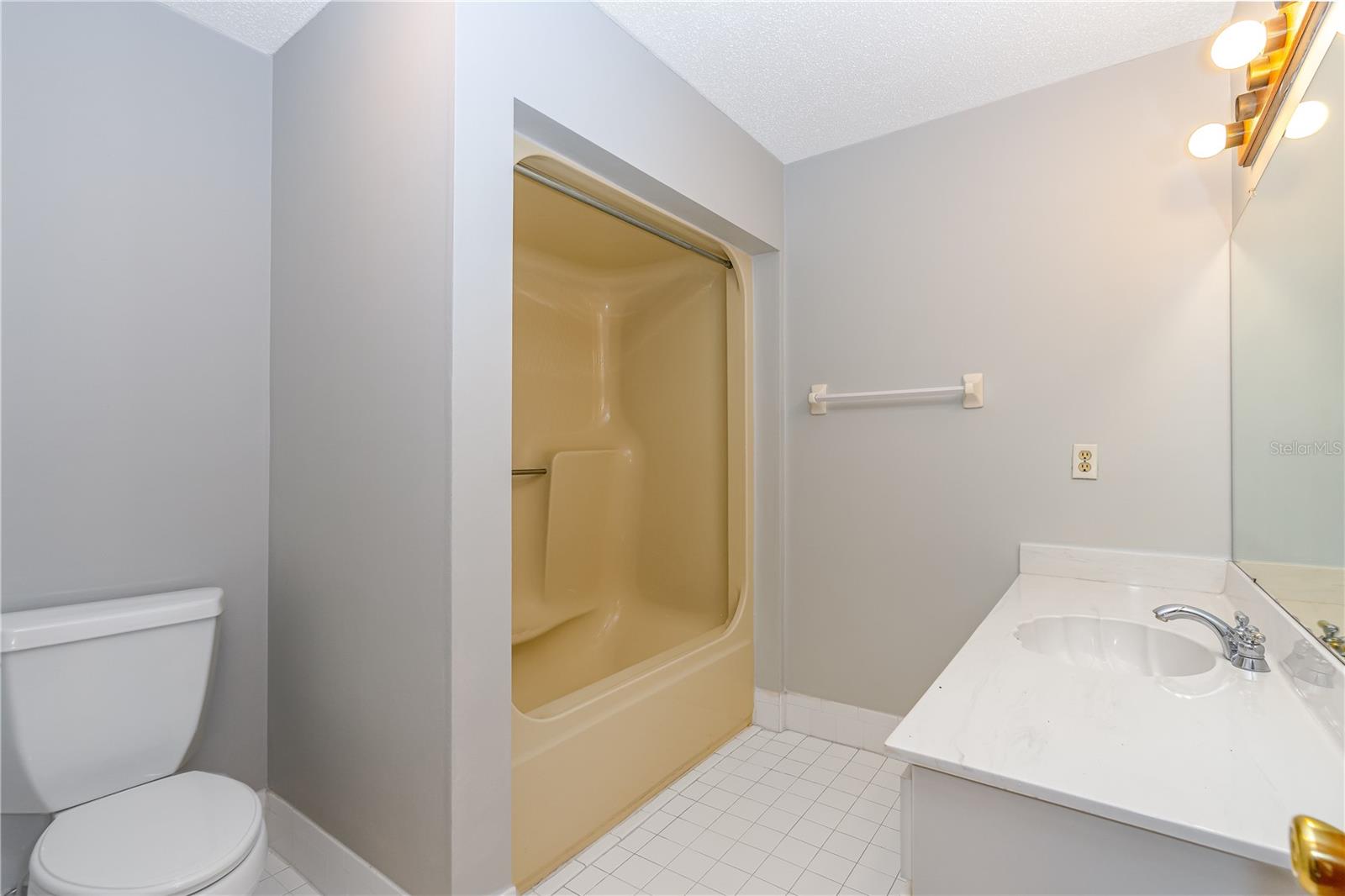 200 FLORIDA SHORES BLVD, DAYTONA BEACH, FL — photo 52