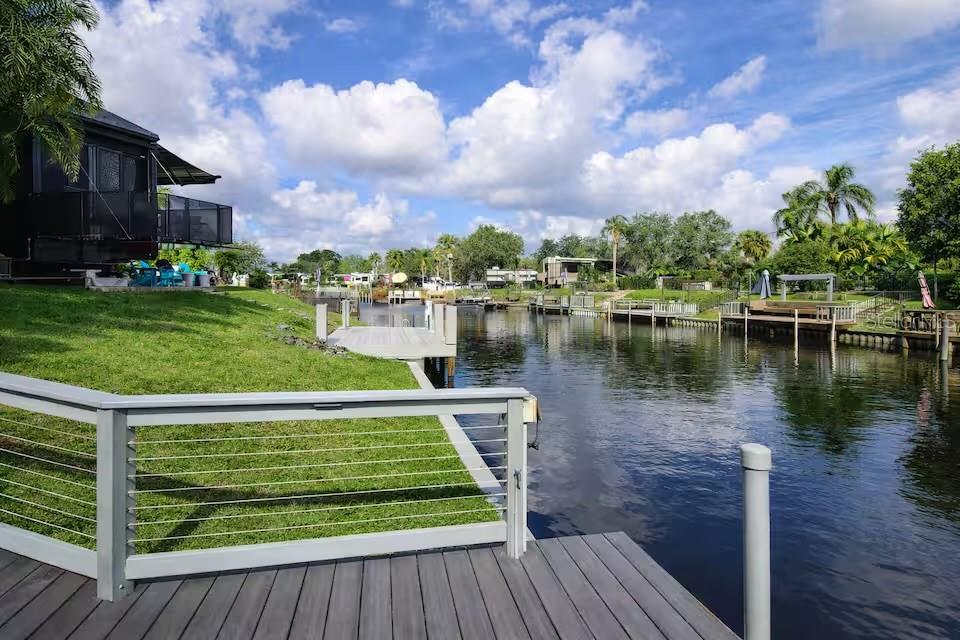 443 WATERWAY DR, LAKE WALES, FL