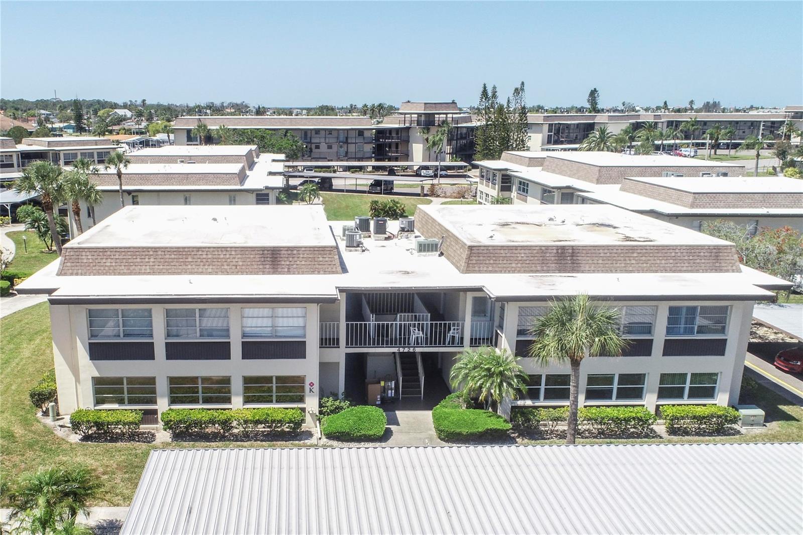 4726 MARINE PKWY #201, NEW PORT RICHEY, FL