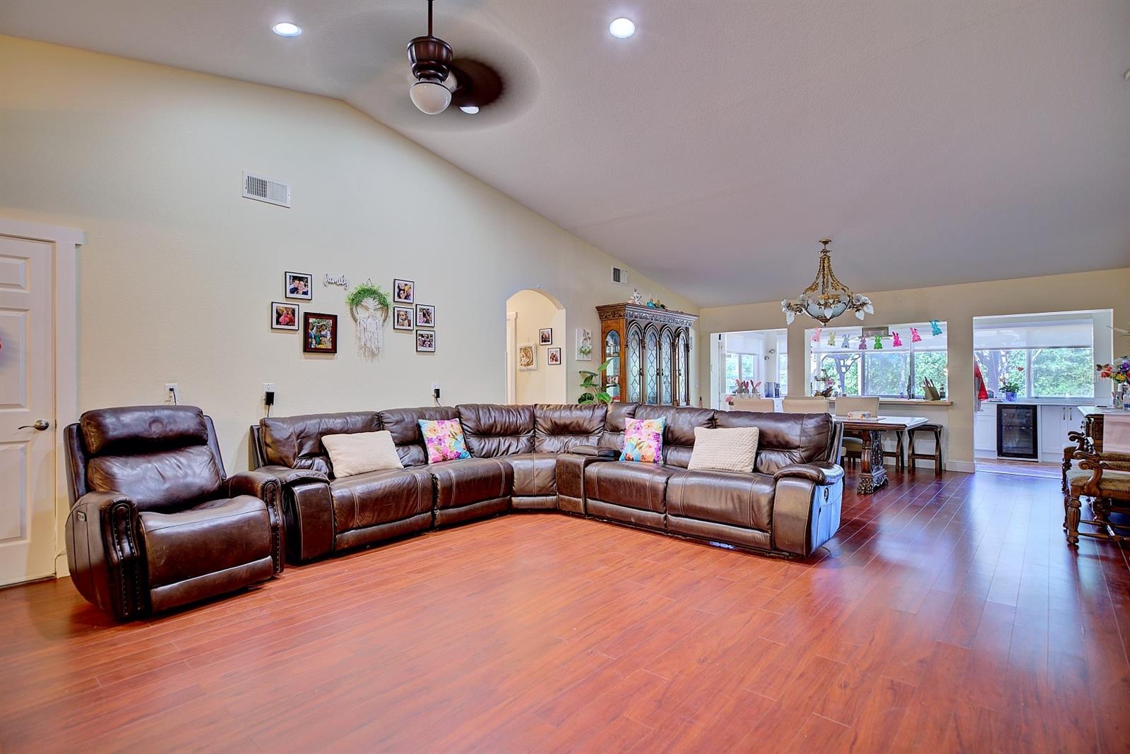 2478 THACKER TRL, KISSIMMEE, FL — photo 9