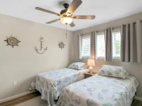 5824 WILDWOOD AVE — photo 24