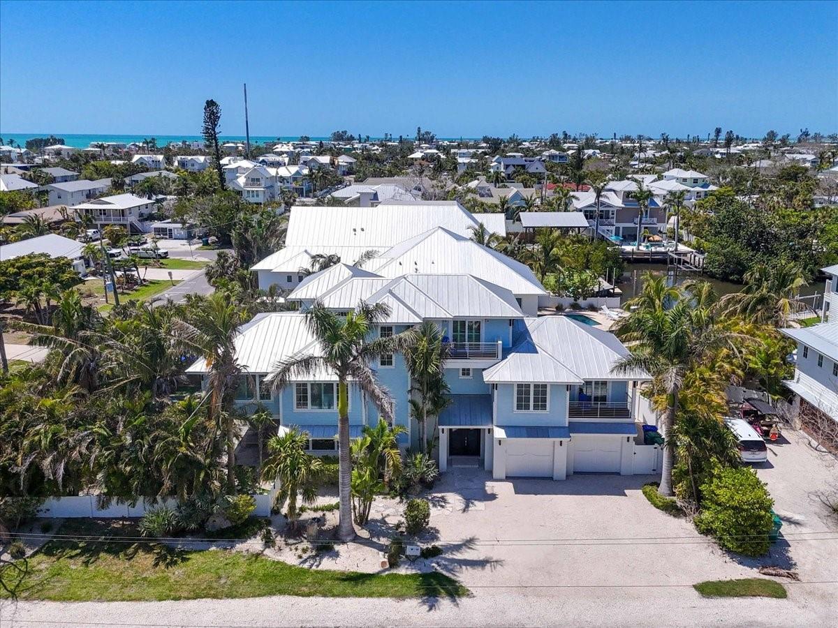 222 WILLOW AVE, ANNA MARIA, FL — photo 2