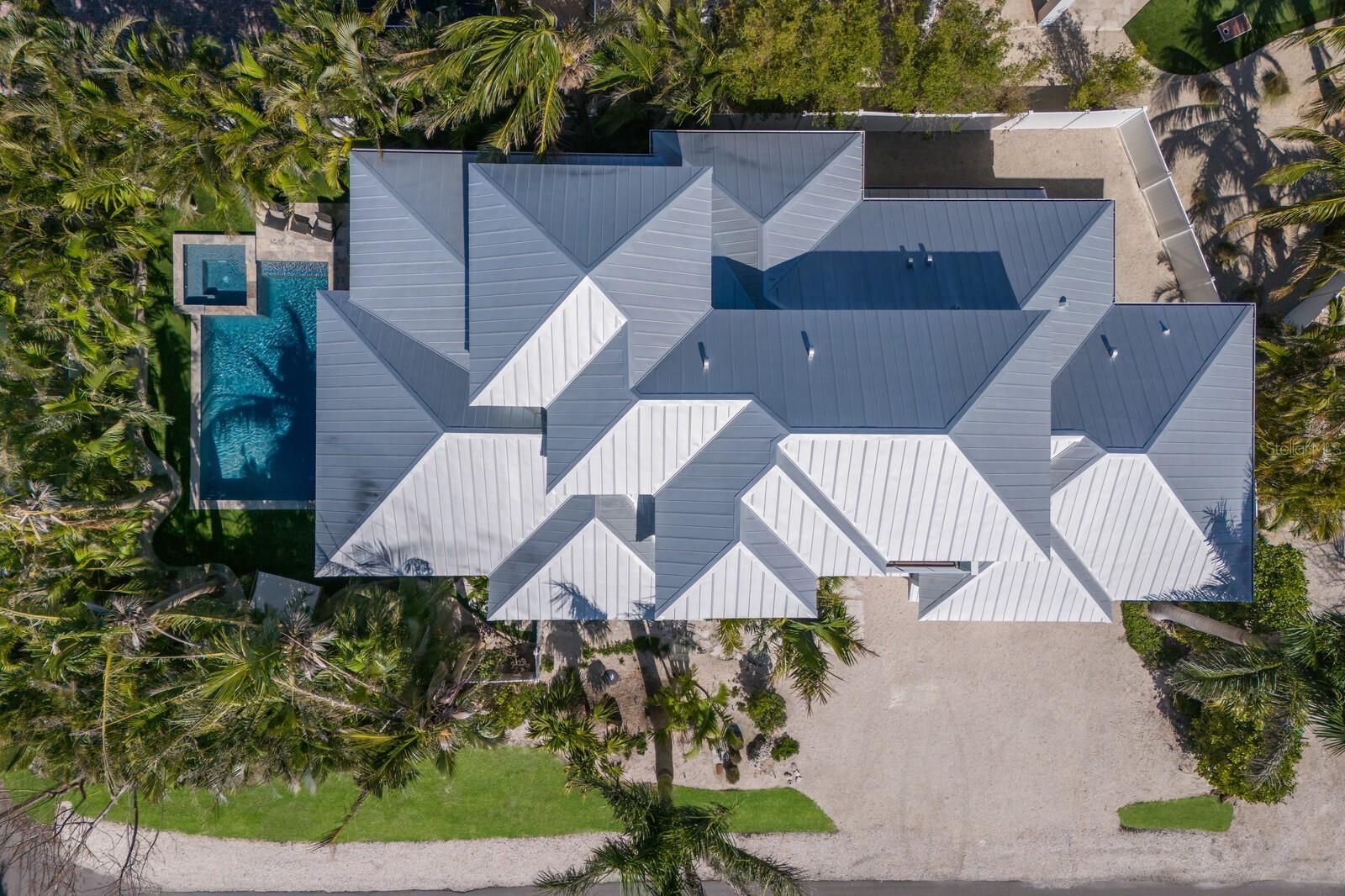 222 WILLOW AVE, ANNA MARIA, FL — photo 3