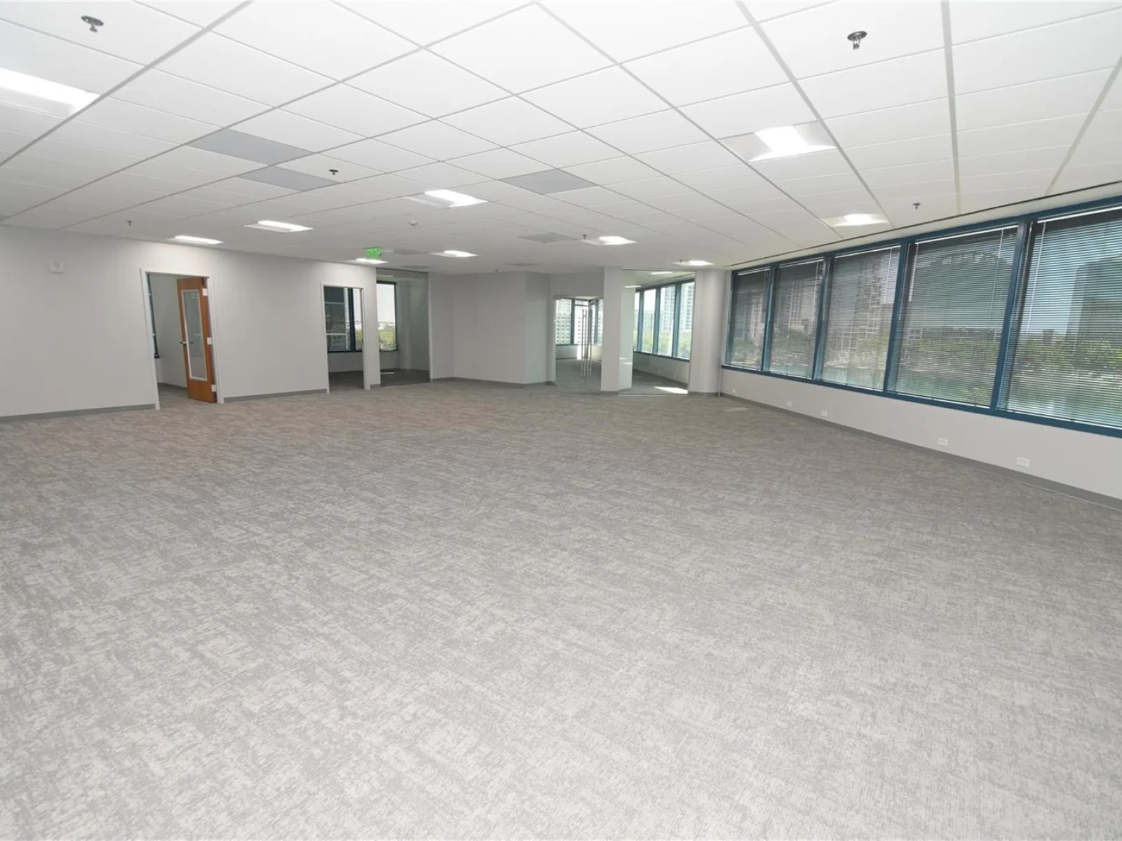 225 E ROBINSON ST, ORLANDO, FL — photo 16