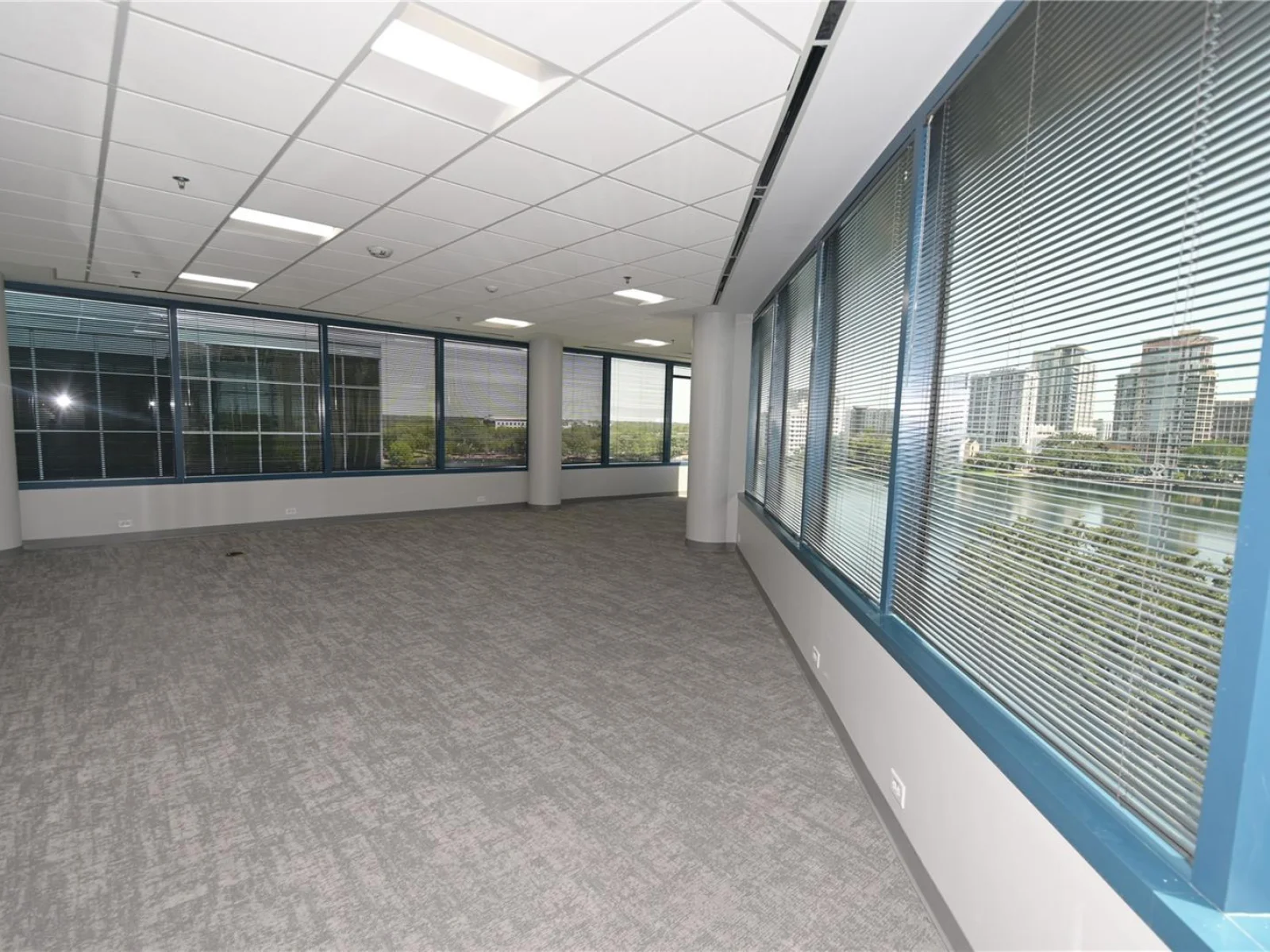 225 E ROBINSON ST, ORLANDO, FL — photo 17