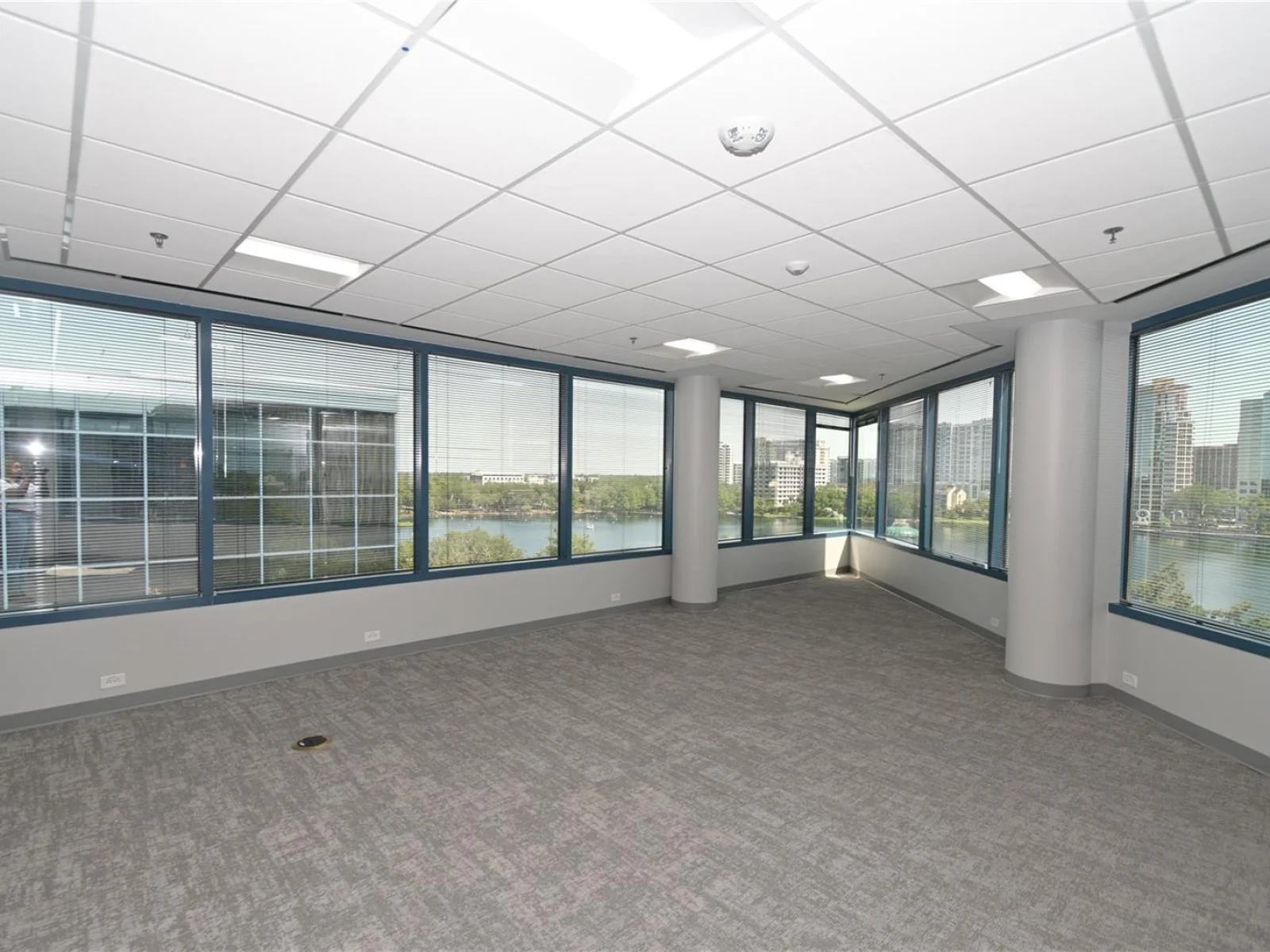 225 E ROBINSON ST, ORLANDO, FL — photo 35