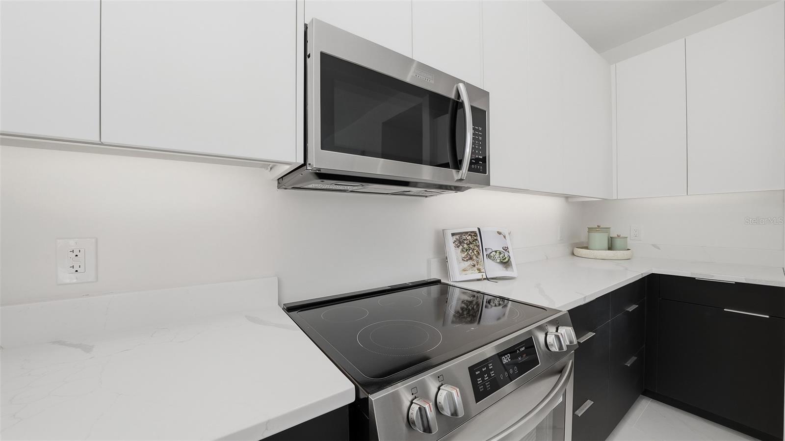 430 KUMQUAT CT #202, SARASOTA, FL — photo 19