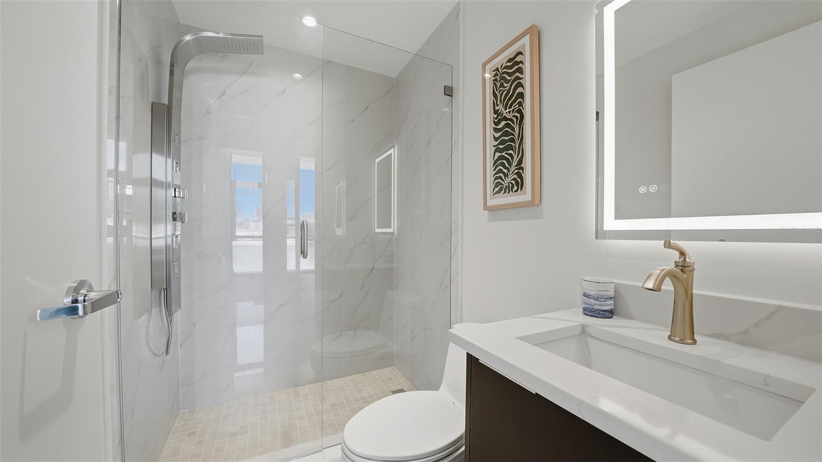 430 KUMQUAT CT #202, SARASOTA, FL — photo 34
