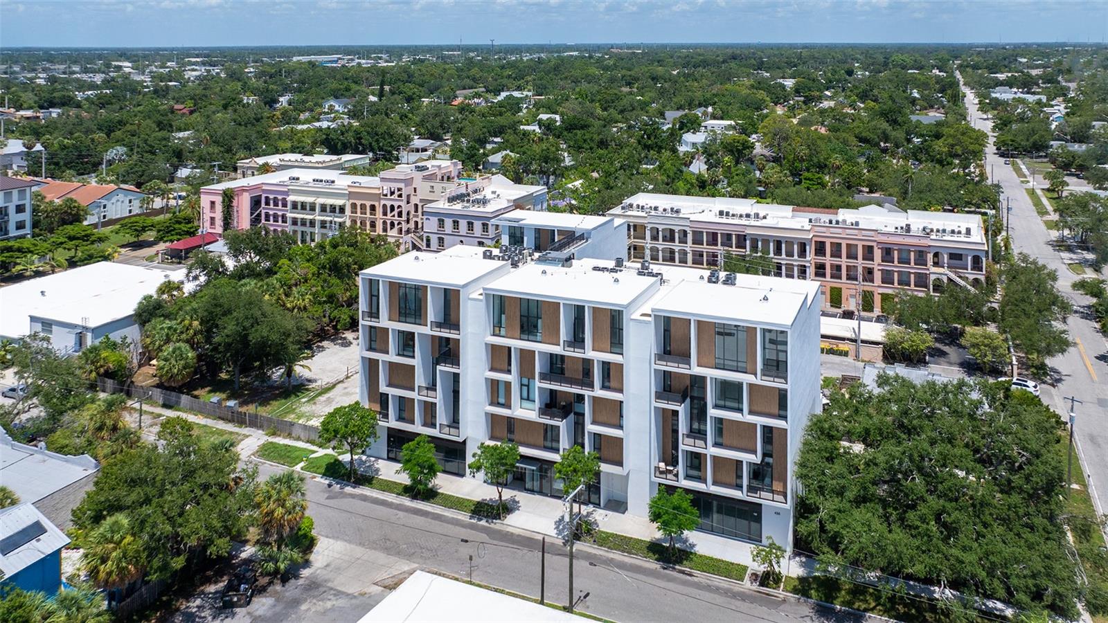 430 KUMQUAT CT #202, SARASOTA, FL — photo 36