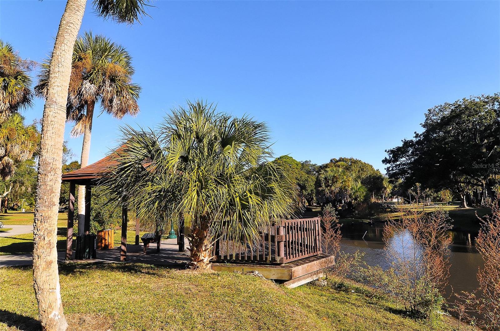430 KUMQUAT CT #202, SARASOTA, FL — photo 52