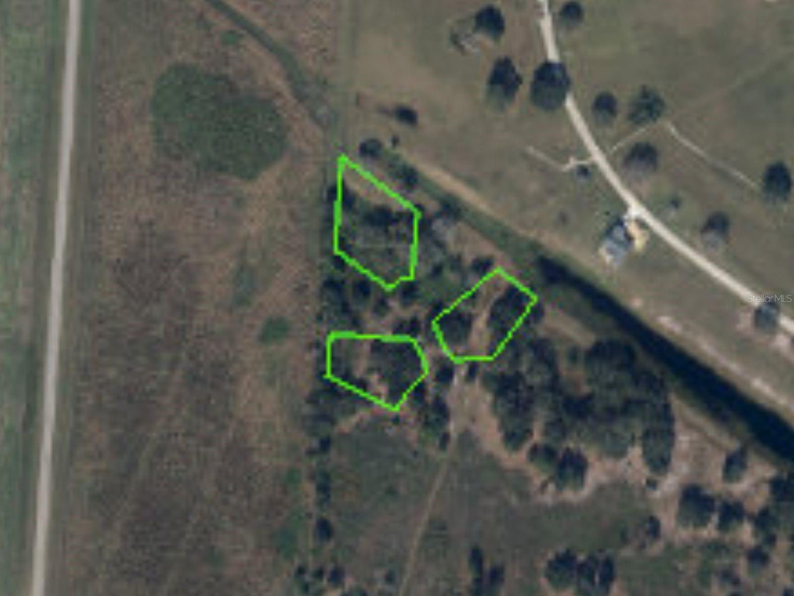 417 FOXHALL CIR, SEBRING, FL