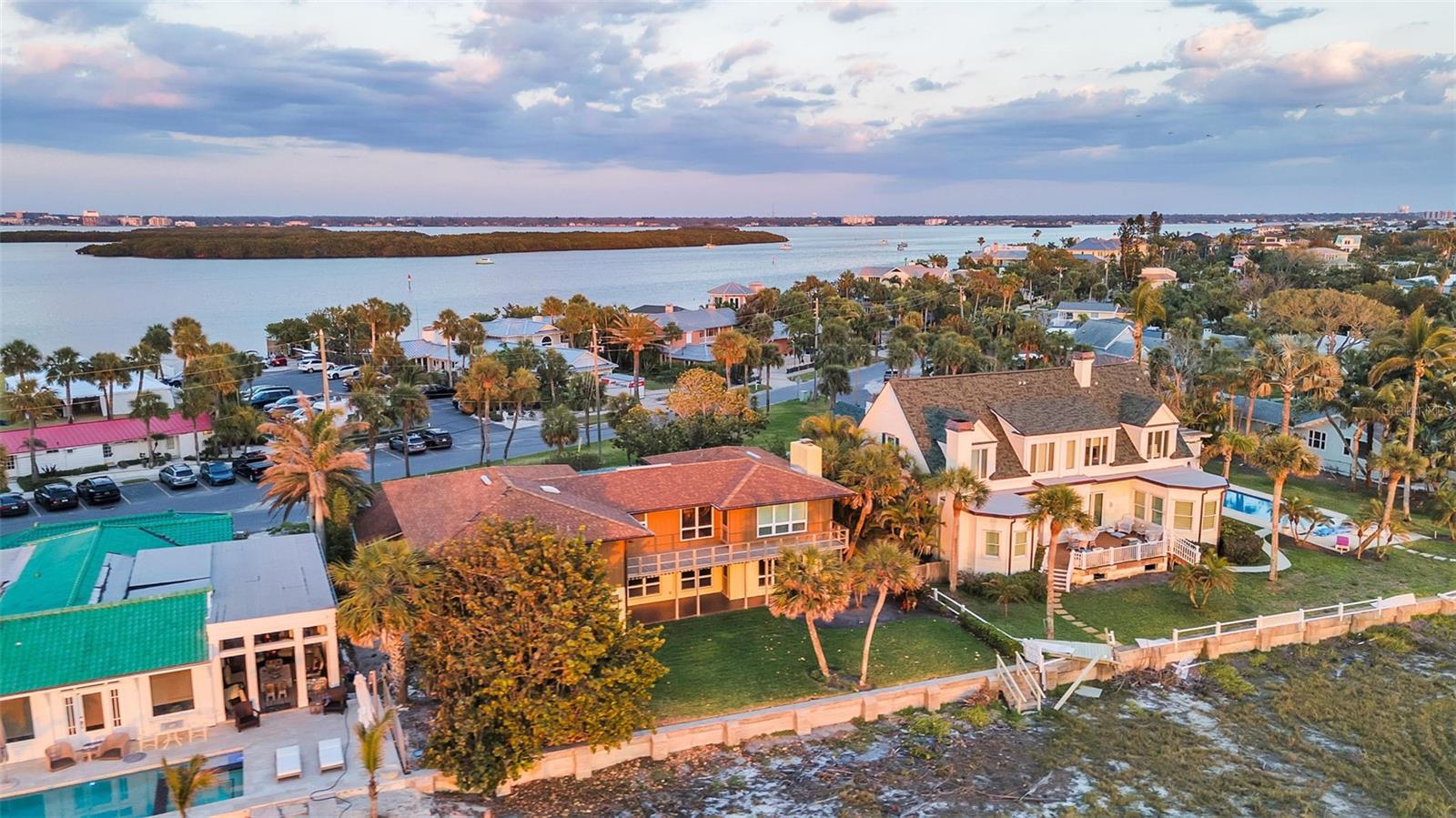 1058 ELDORADO AVE, CLEARWATER BEACH, FL — photo 27