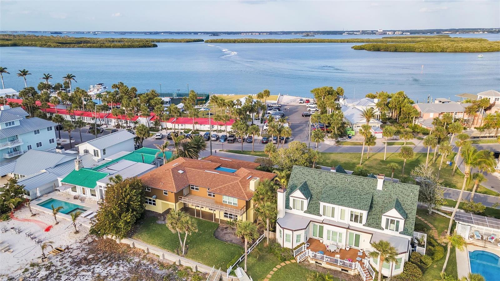 1058 ELDORADO AVE, CLEARWATER BEACH, FL — photo 42