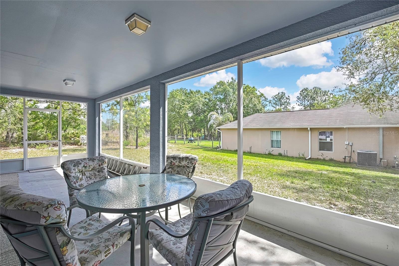 11257 PERSIMMON AVE, WEEKI WACHEE, FL — photo 33