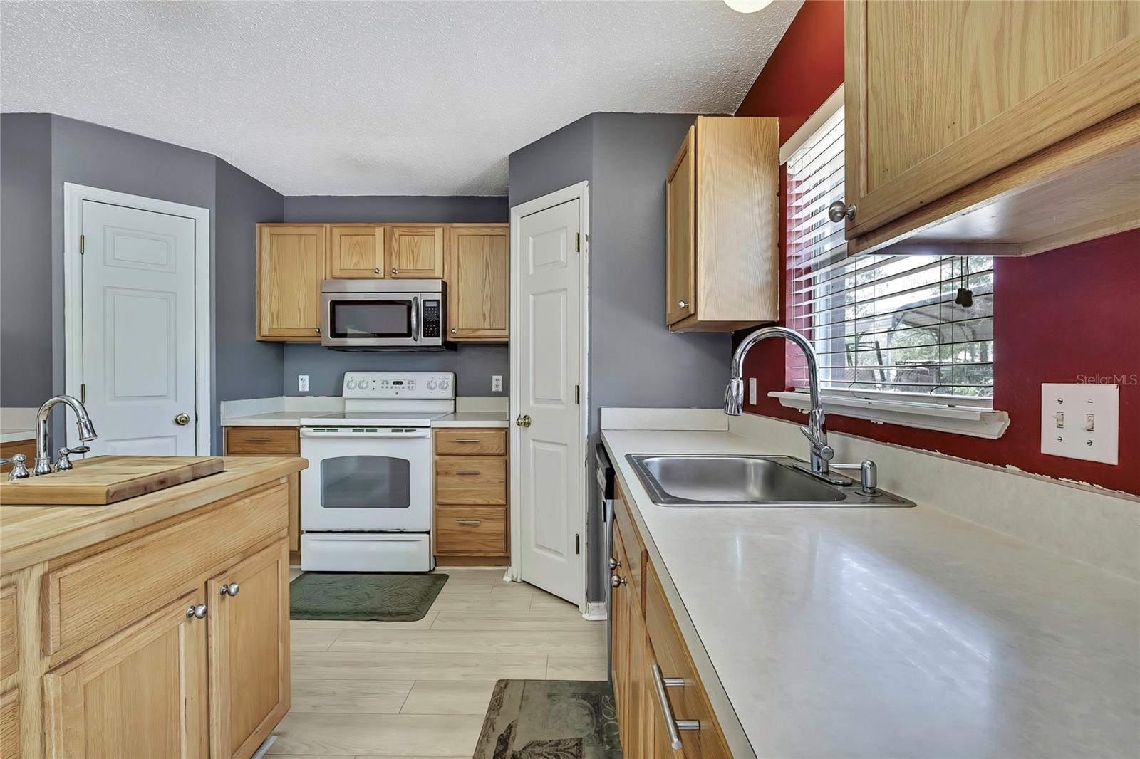 11257 PERSIMMON AVE, WEEKI WACHEE, FL — photo 40