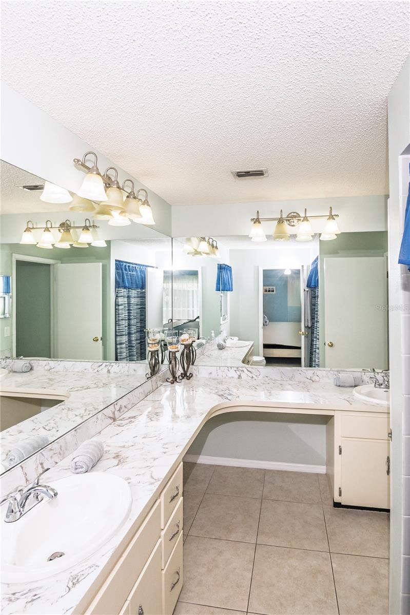 7812 TURNBRIDGE DR, PORT RICHEY, FL — photo 28