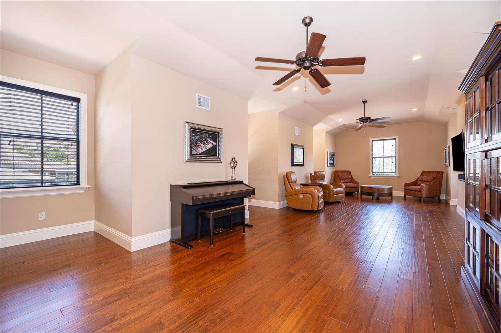 16020 PENDIO DR, BELLA COLLINA, FL — photo 88
