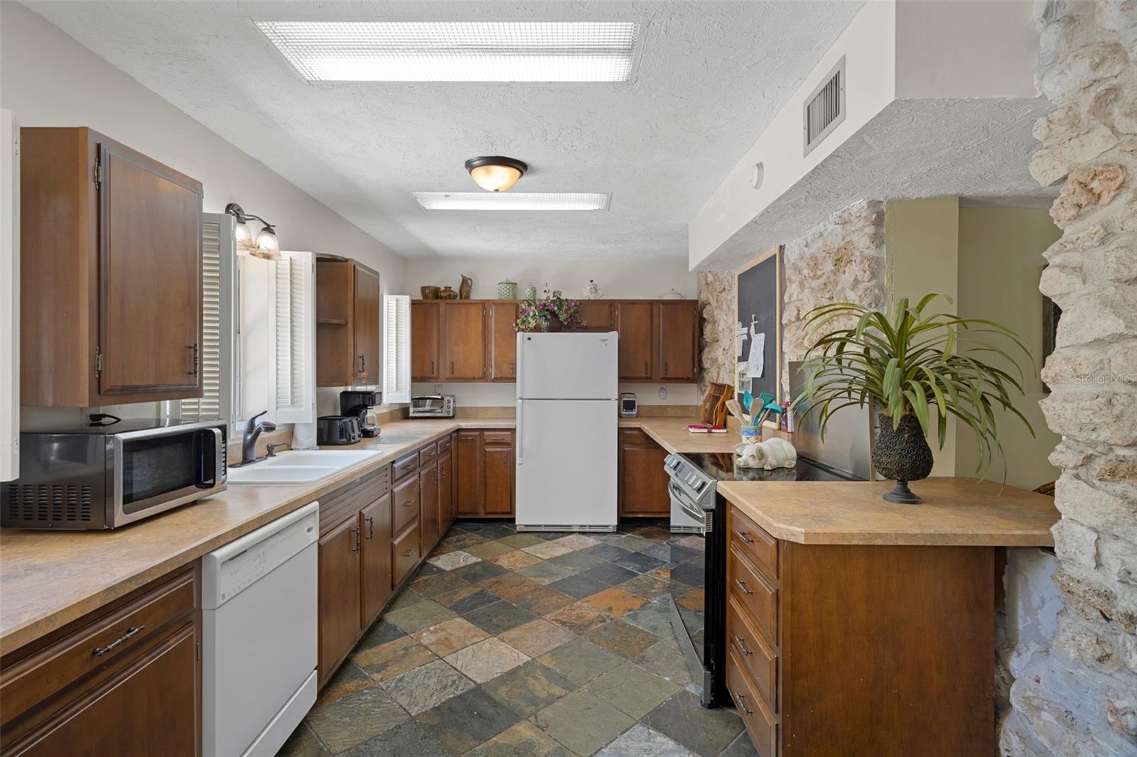 3729 S LECANTO HWY, LECANTO, FL — photo 19