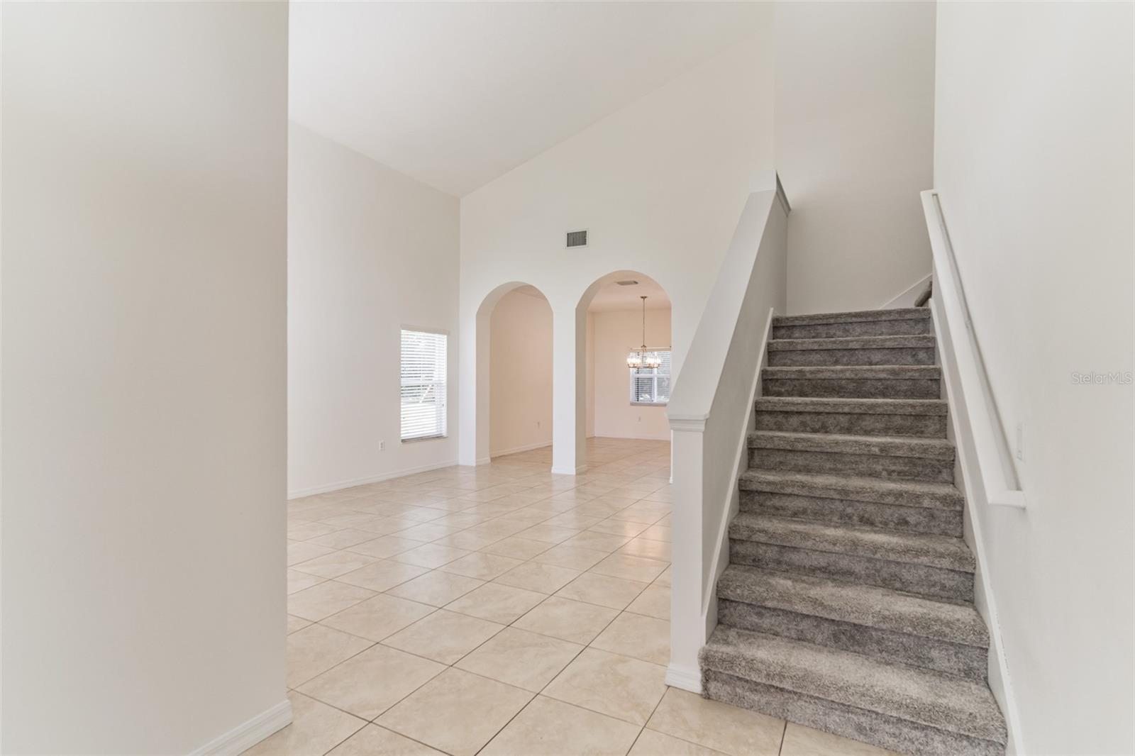 2433 HURON CIR, KISSIMMEE, FL — photo 6
