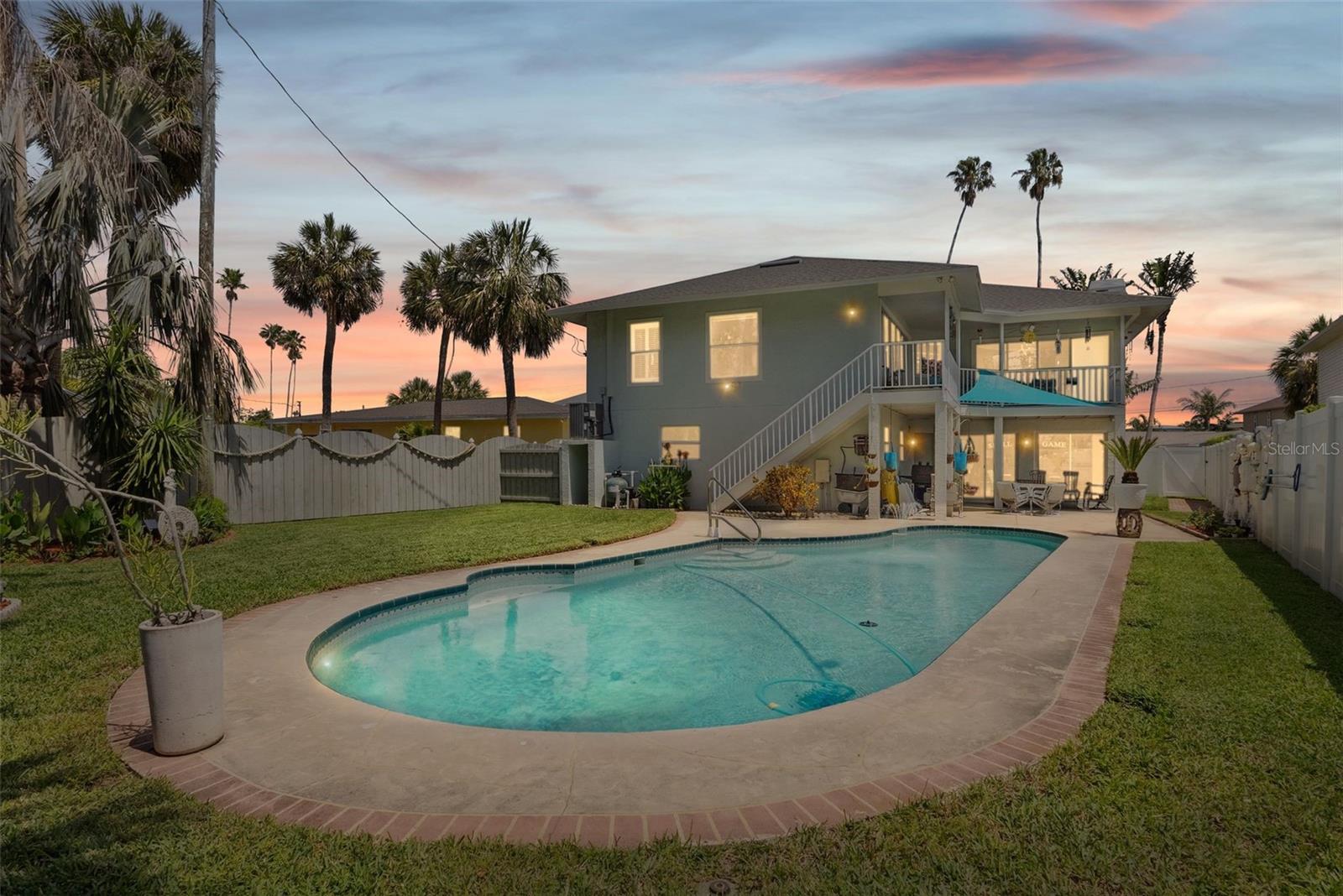 1842 BAYOU GRANDE BLVD NE, ST PETERSBURG, FL — photo 2