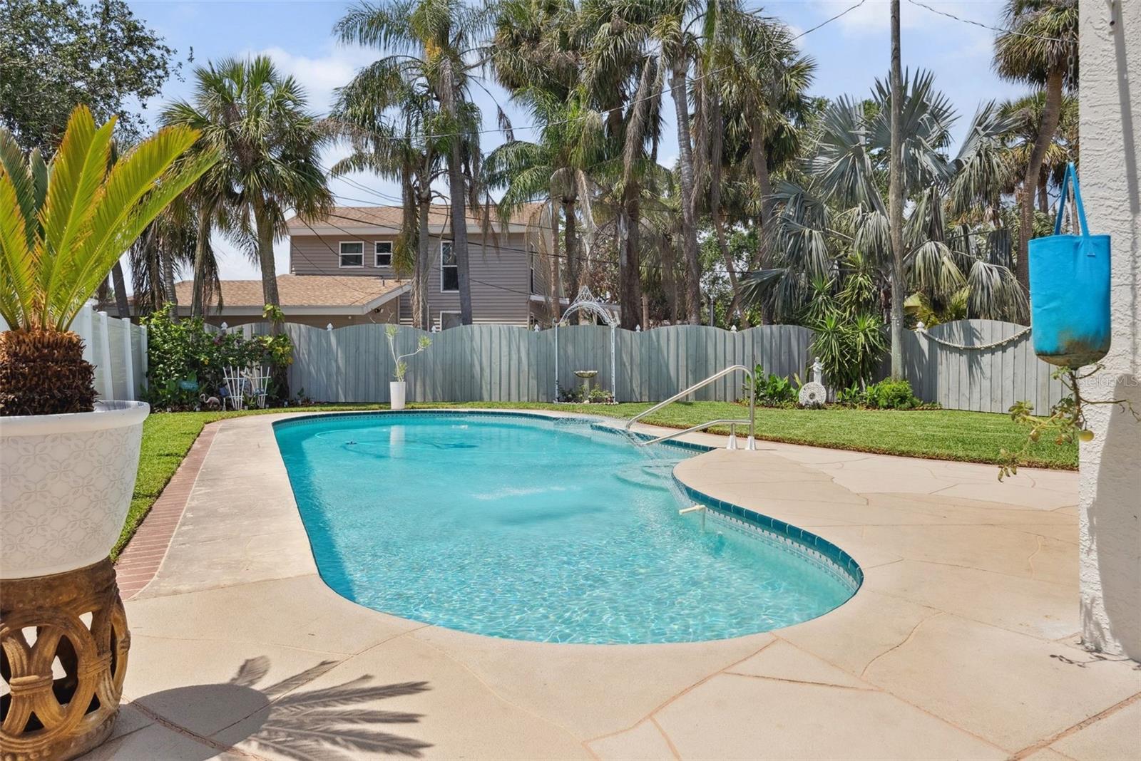1842 BAYOU GRANDE BLVD NE, ST PETERSBURG, FL — photo 29