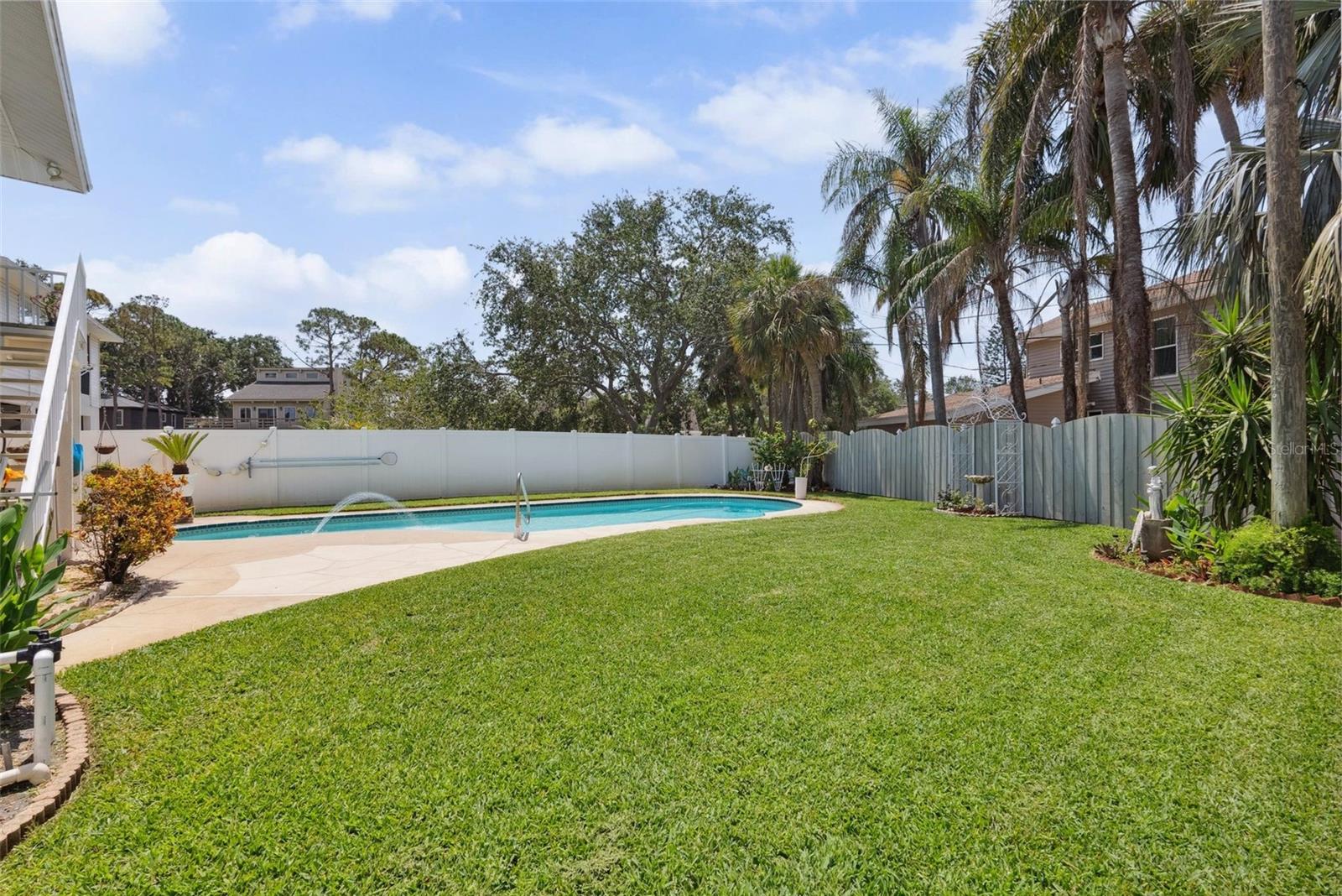 1842 BAYOU GRANDE BLVD NE, ST PETERSBURG, FL — photo 31