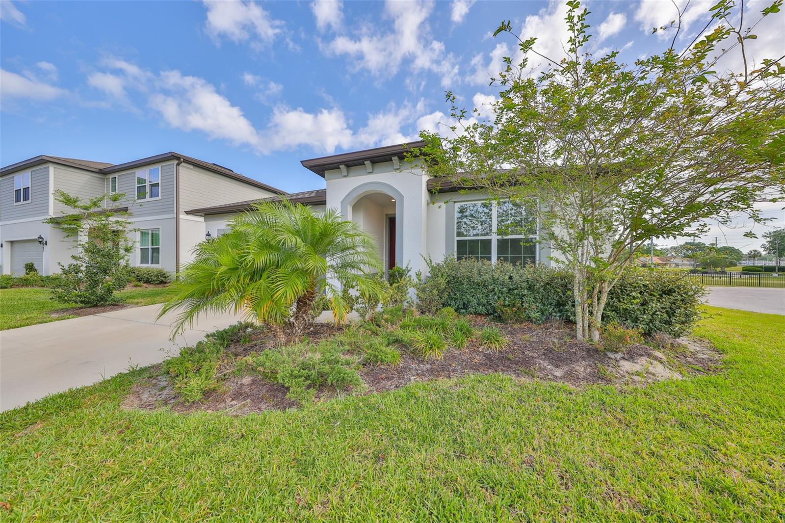 36959 HIGHLAND MEADOWS CT, ZEPHYRHILLS, FL — photo 2